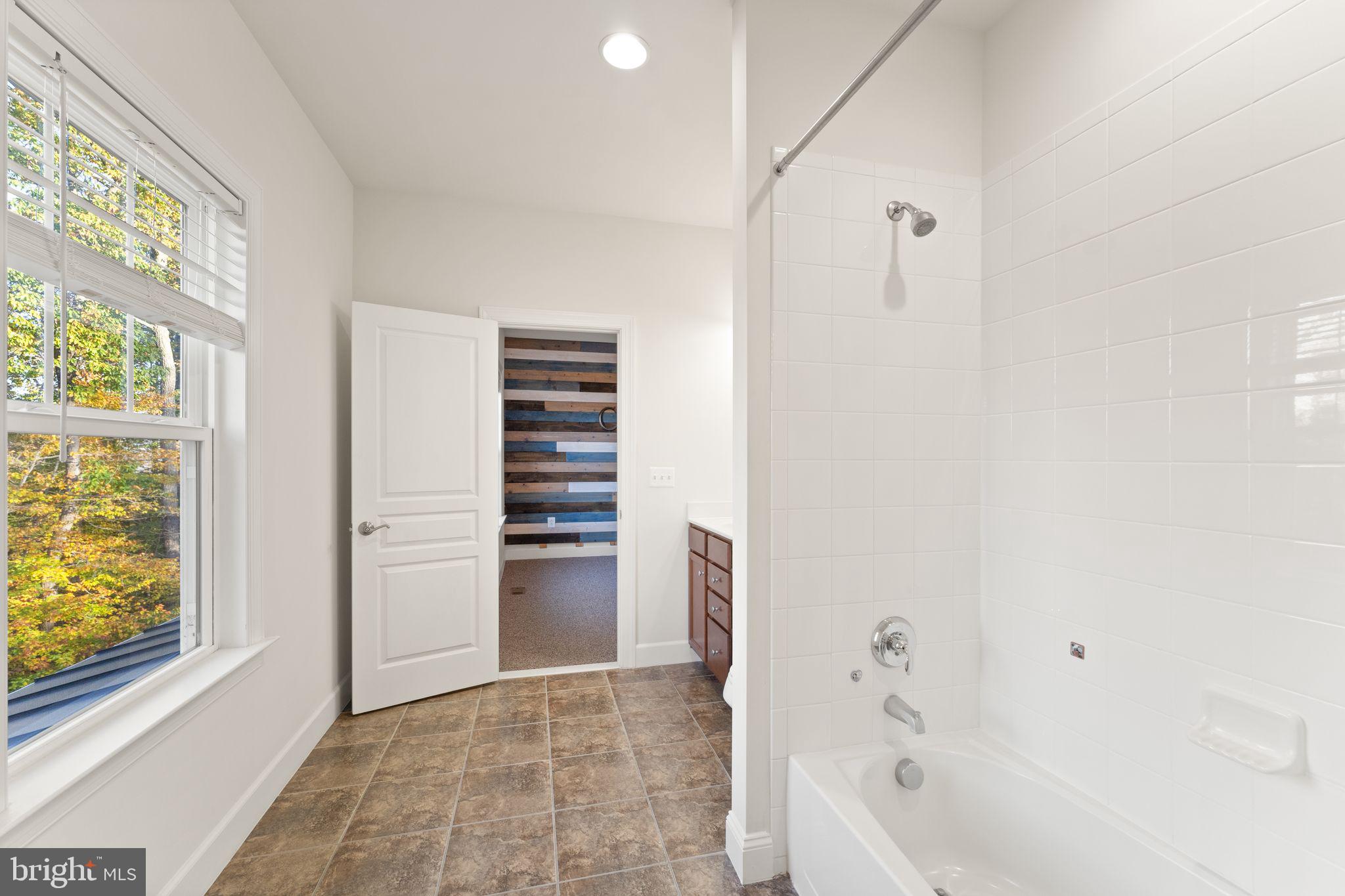 HISTORIC SELMA ESTATES - Residential