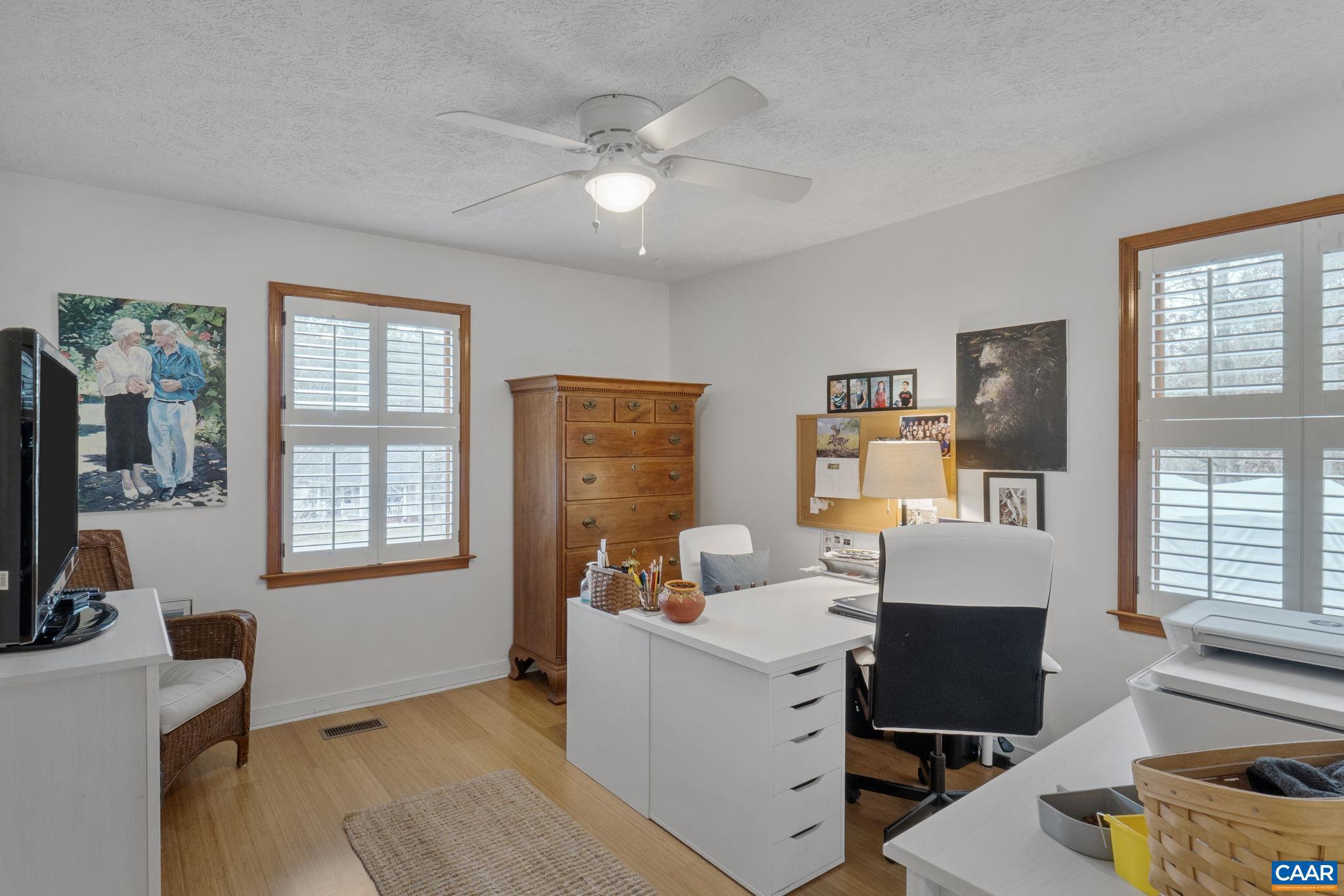 LAKE MONTICELLO - Residential