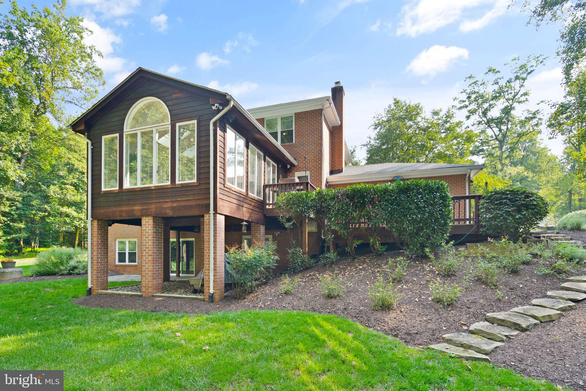 LEXINGTON ESTATES - Residential