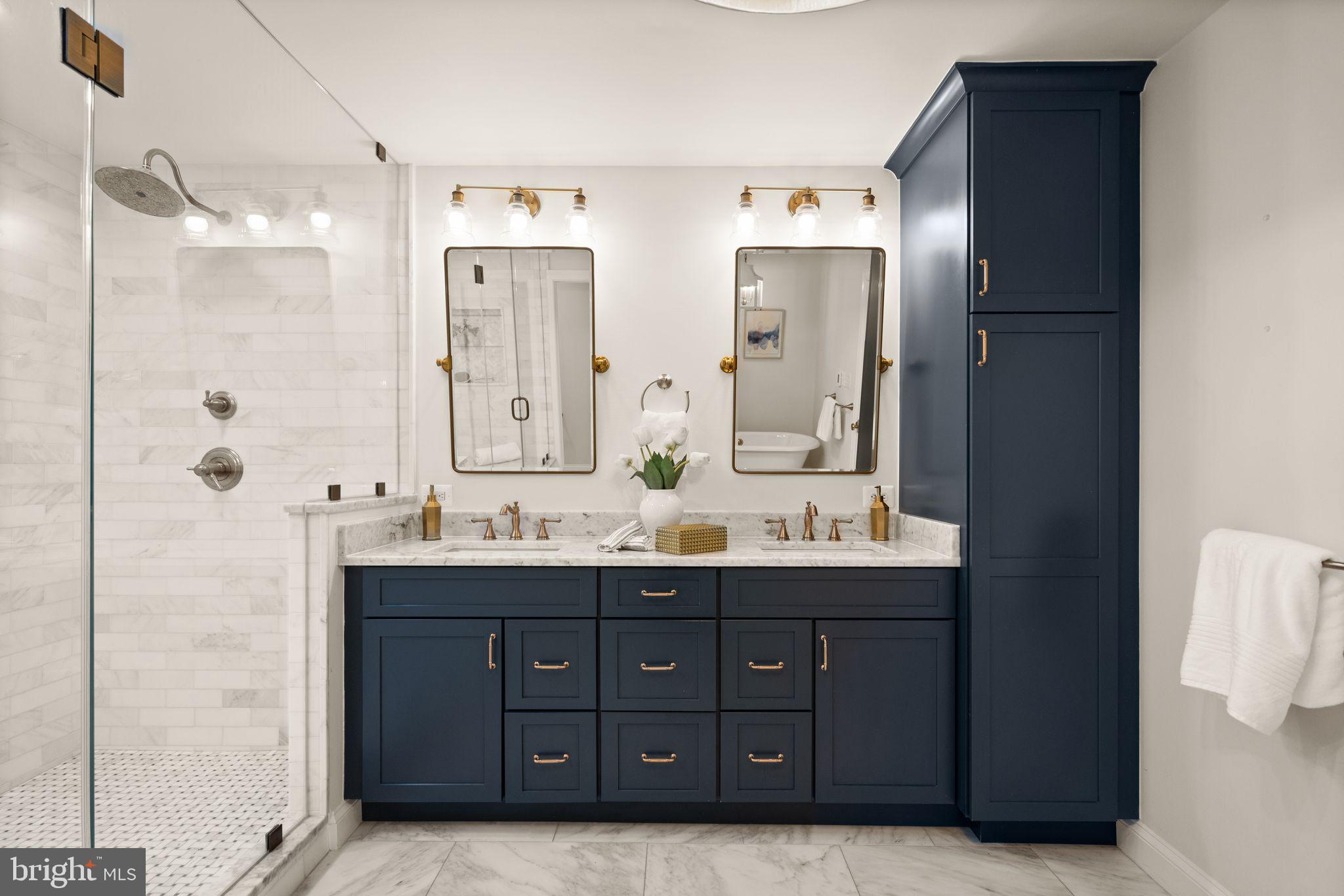 LEXINGTON ESTATES - Residential