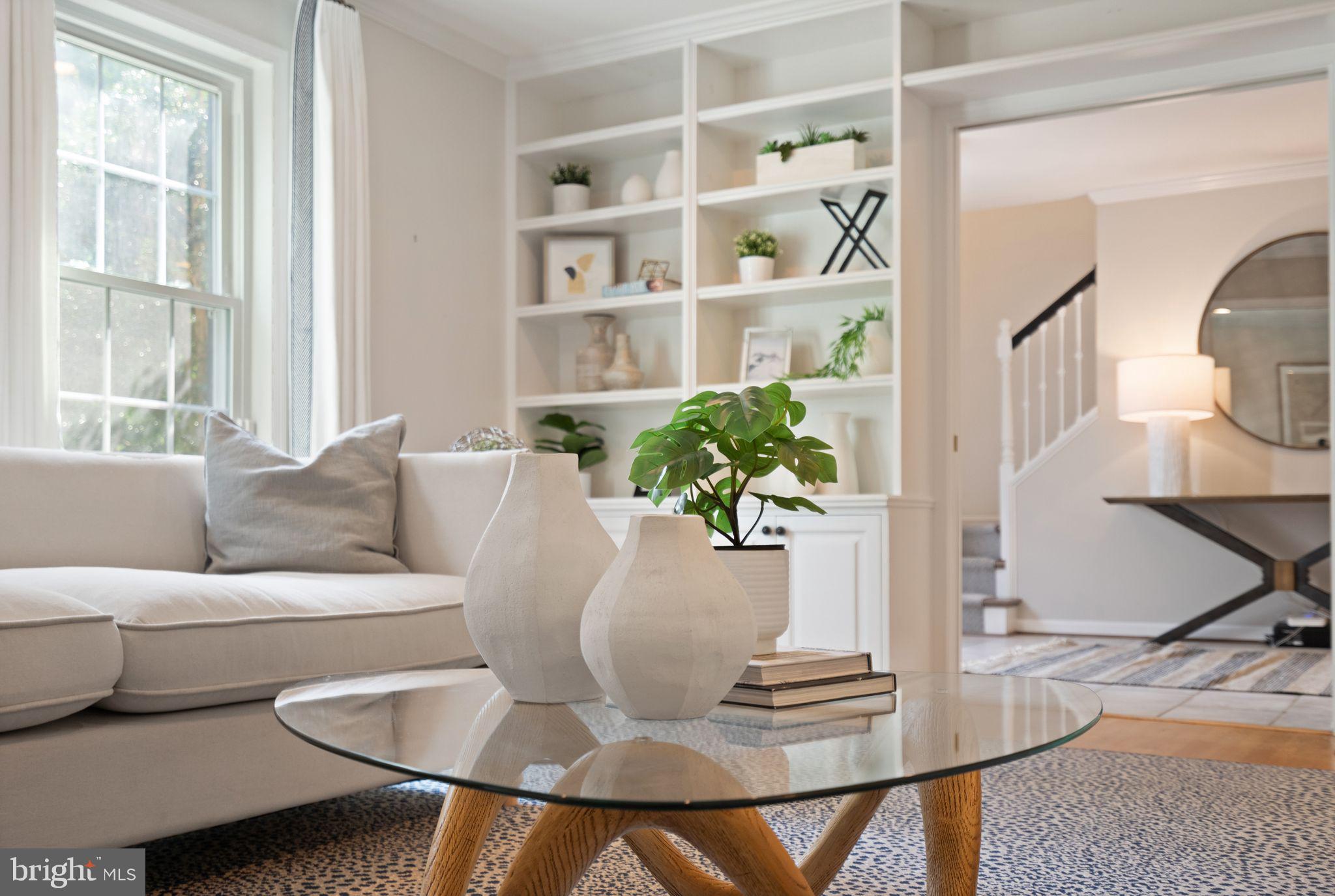 LEXINGTON ESTATES - Residential