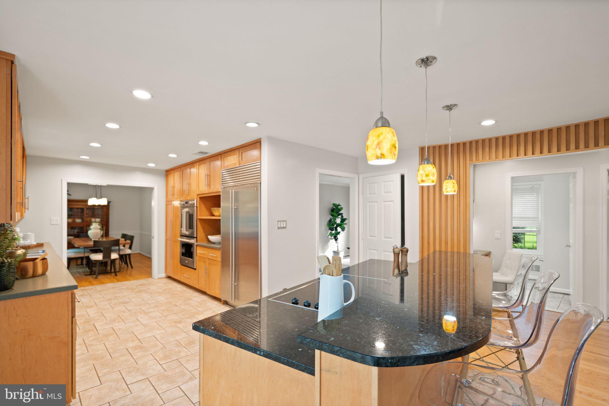 LEXINGTON ESTATES - Residential