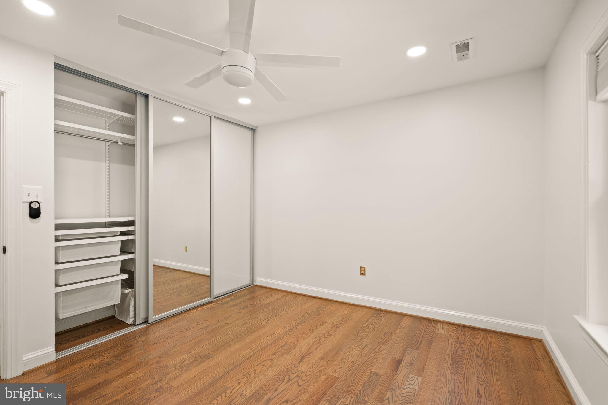 LEXINGTON ESTATES - Residential