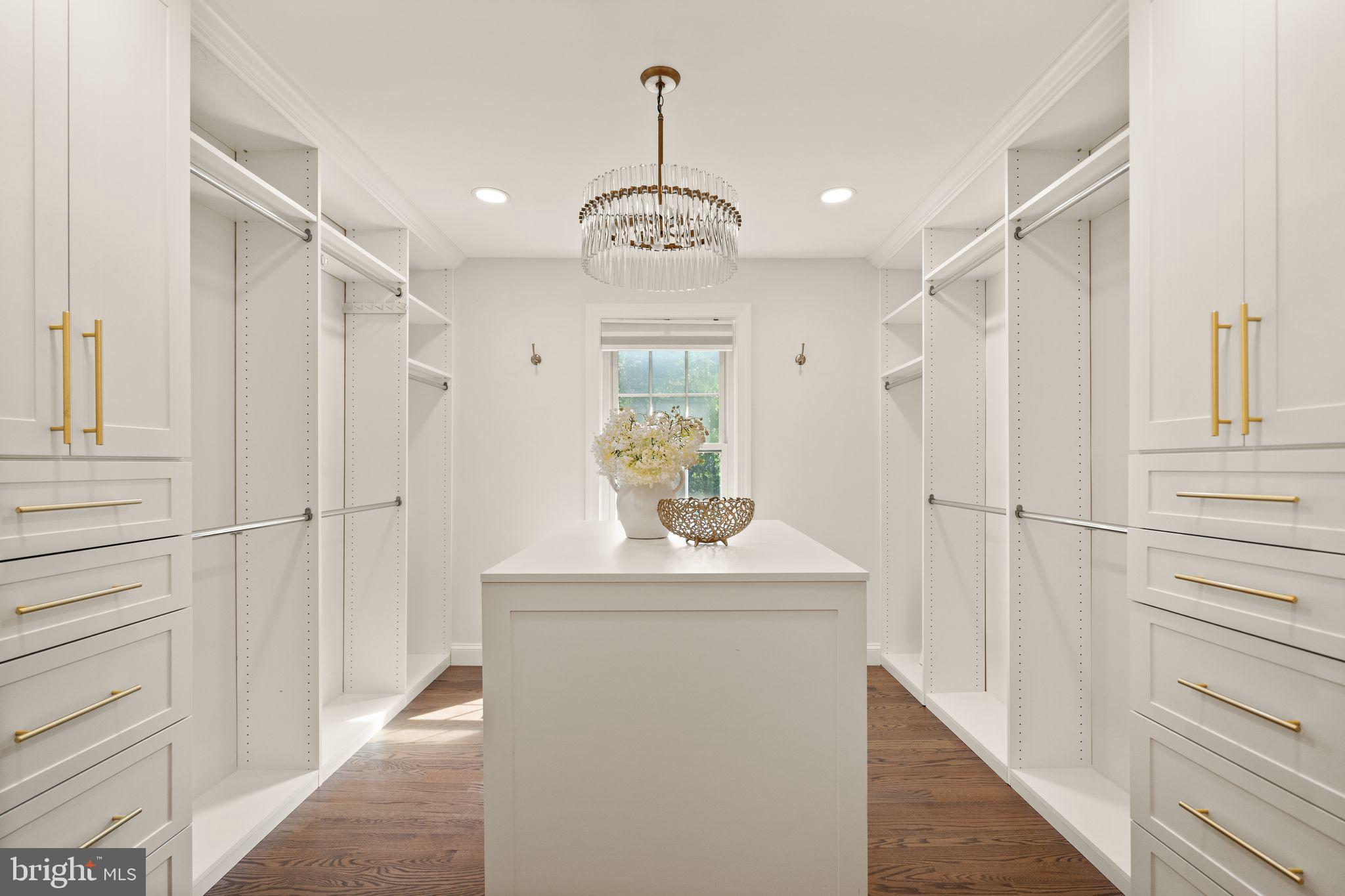 LEXINGTON ESTATES - Residential