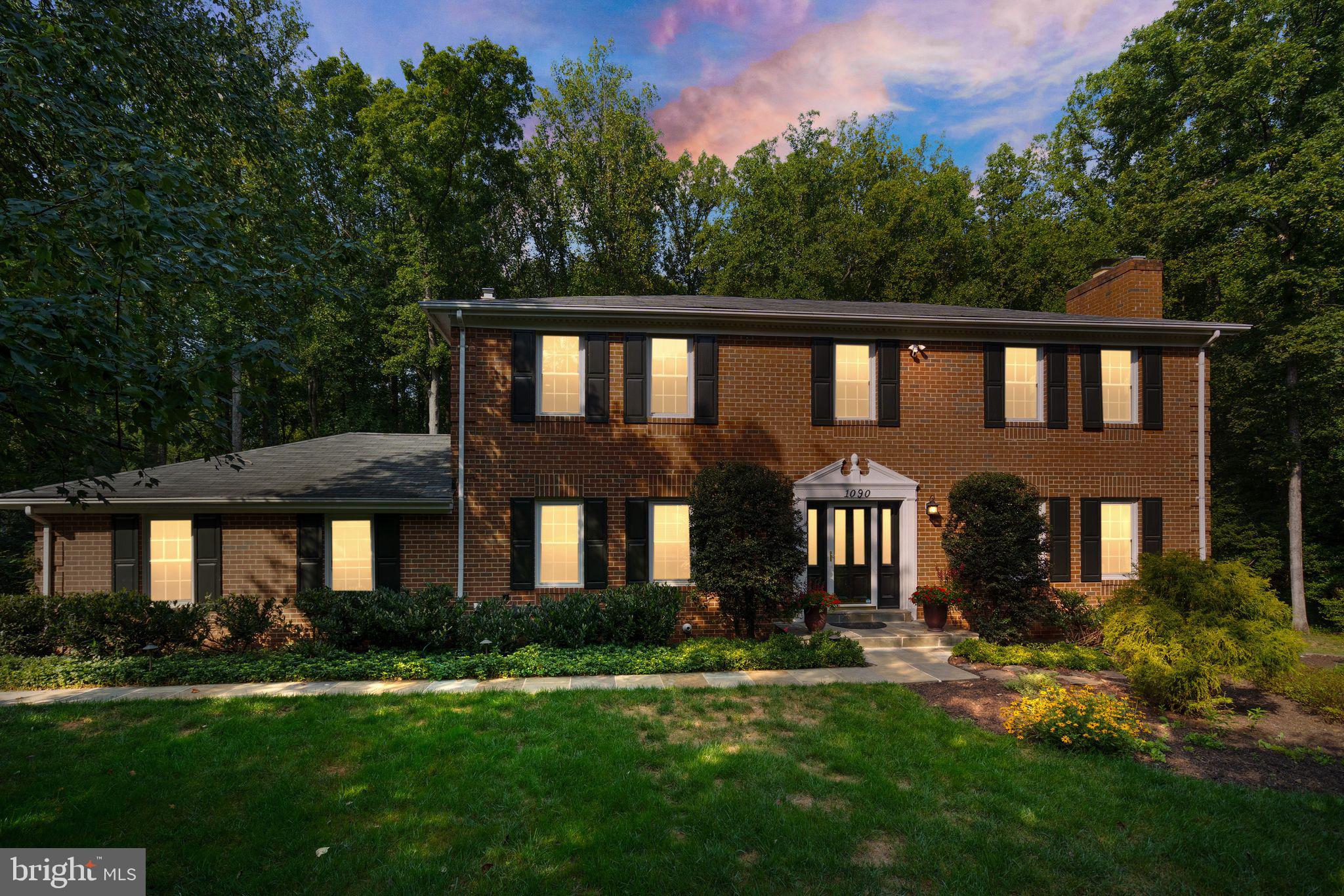 LEXINGTON ESTATES - Residential