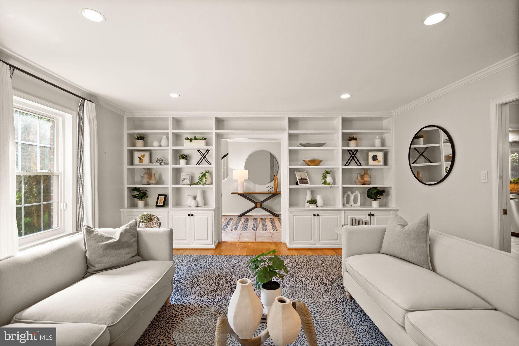 LEXINGTON ESTATES - Residential