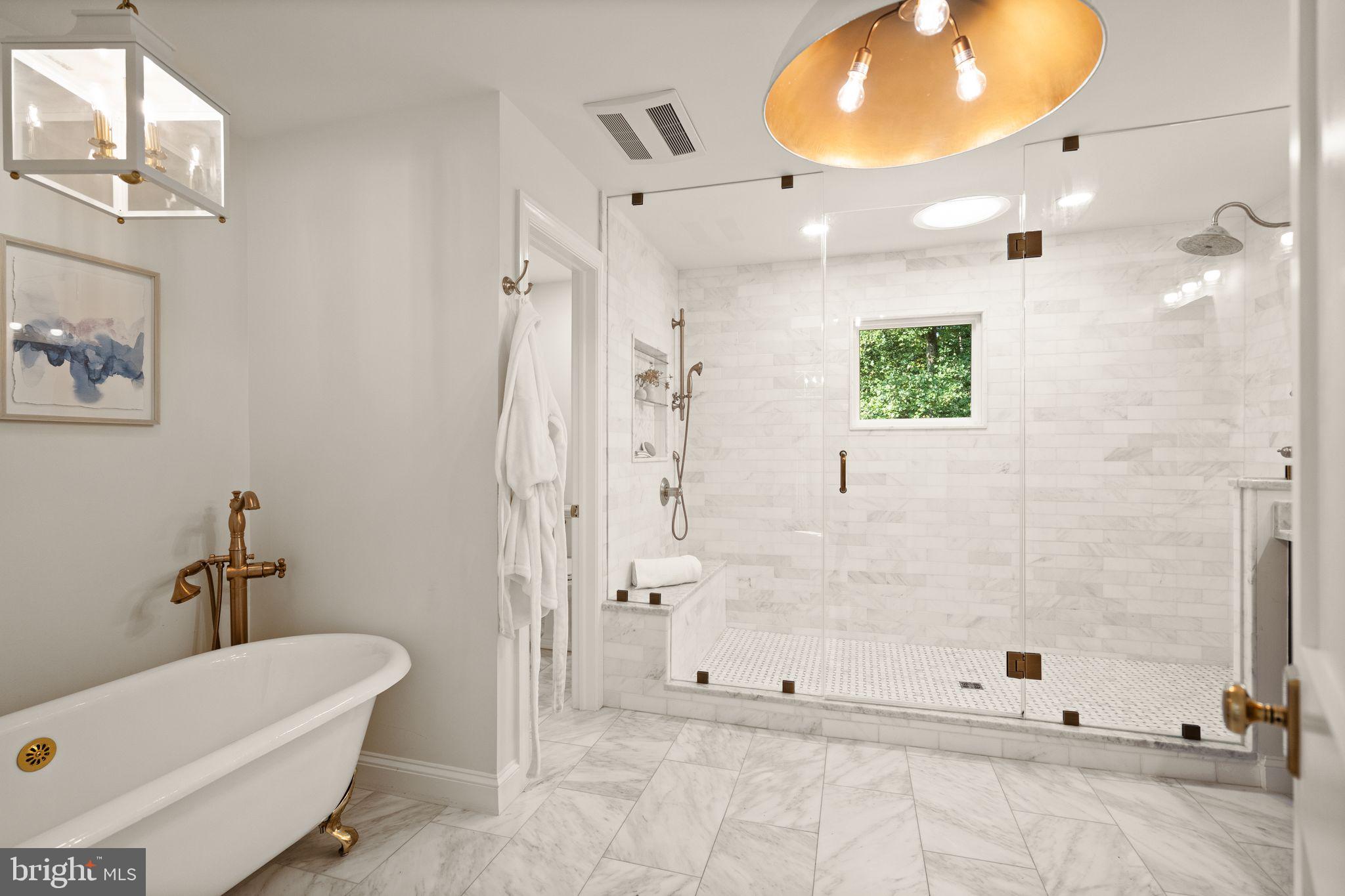 LEXINGTON ESTATES - Residential