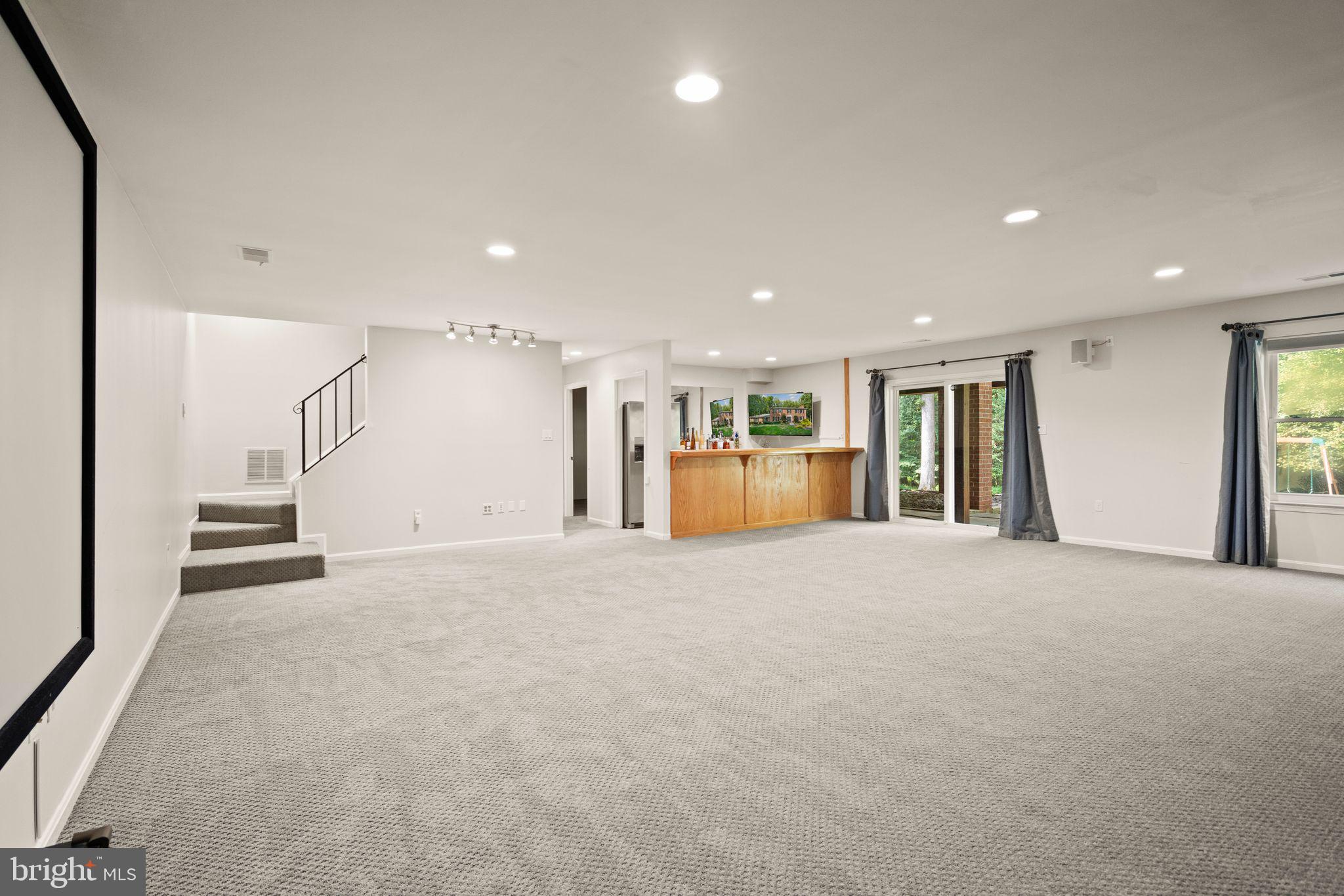 LEXINGTON ESTATES - Residential