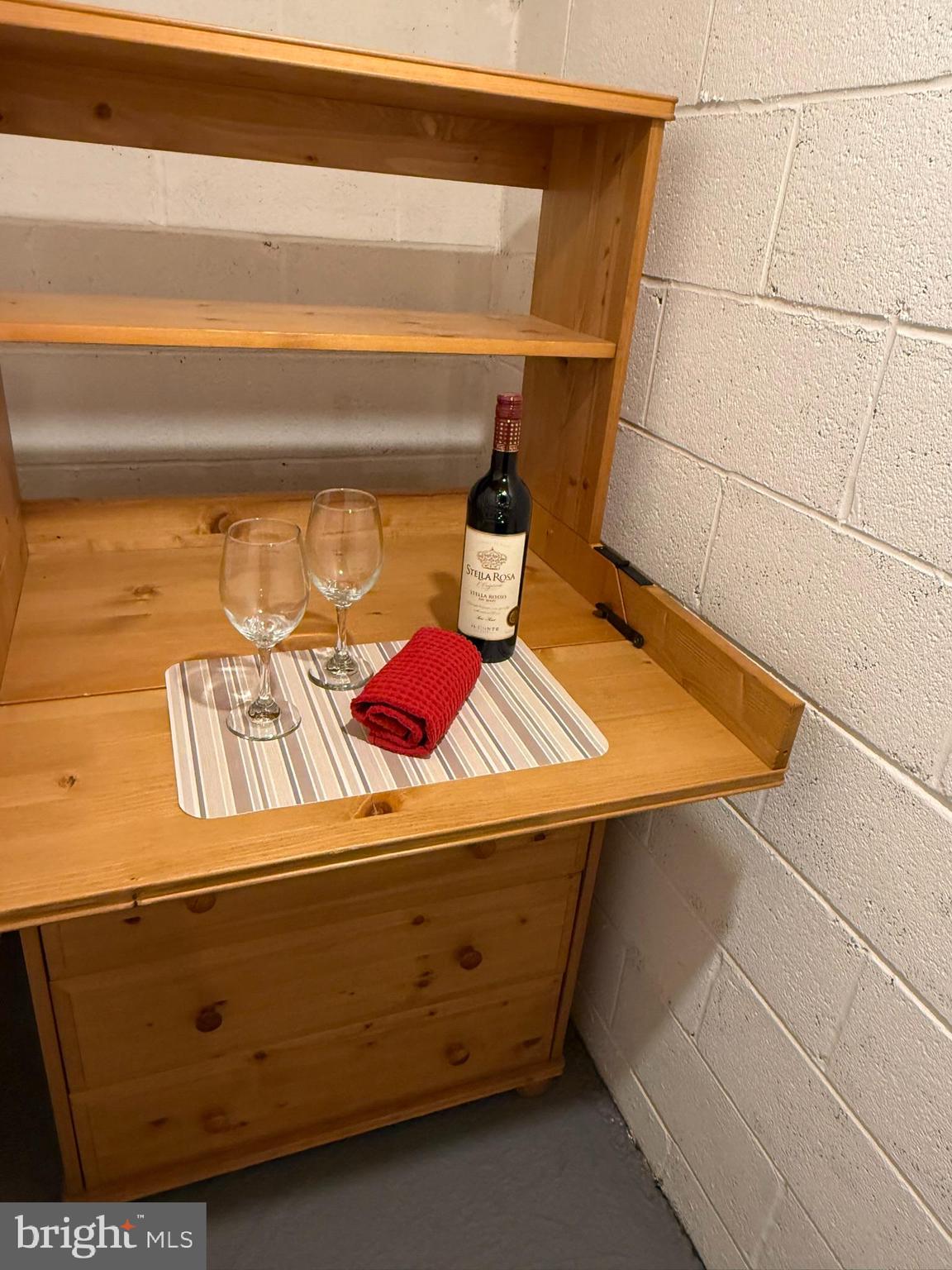 HOMEWOOD - Residential