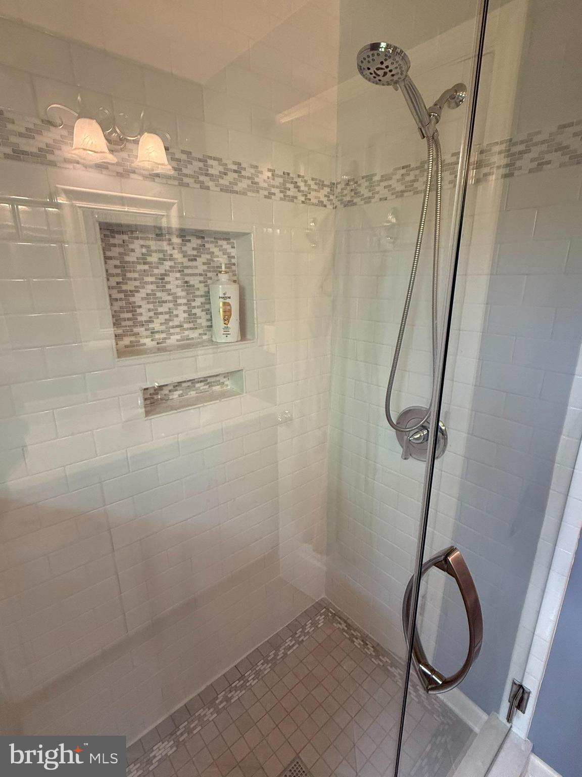 HOMEWOOD - Residential