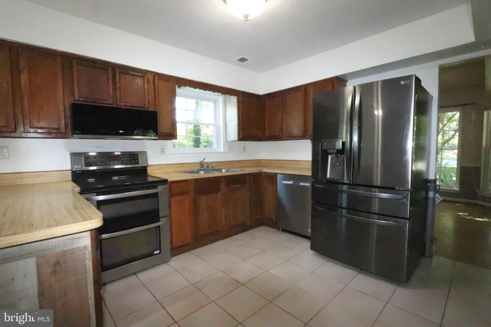 6901 IMPALA COURT
