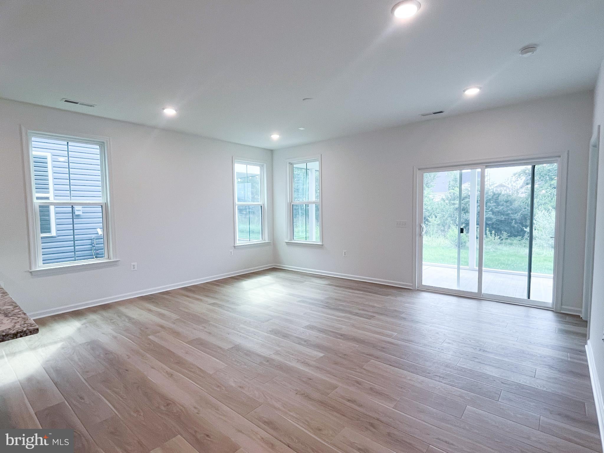 102 ZINNIA LANE