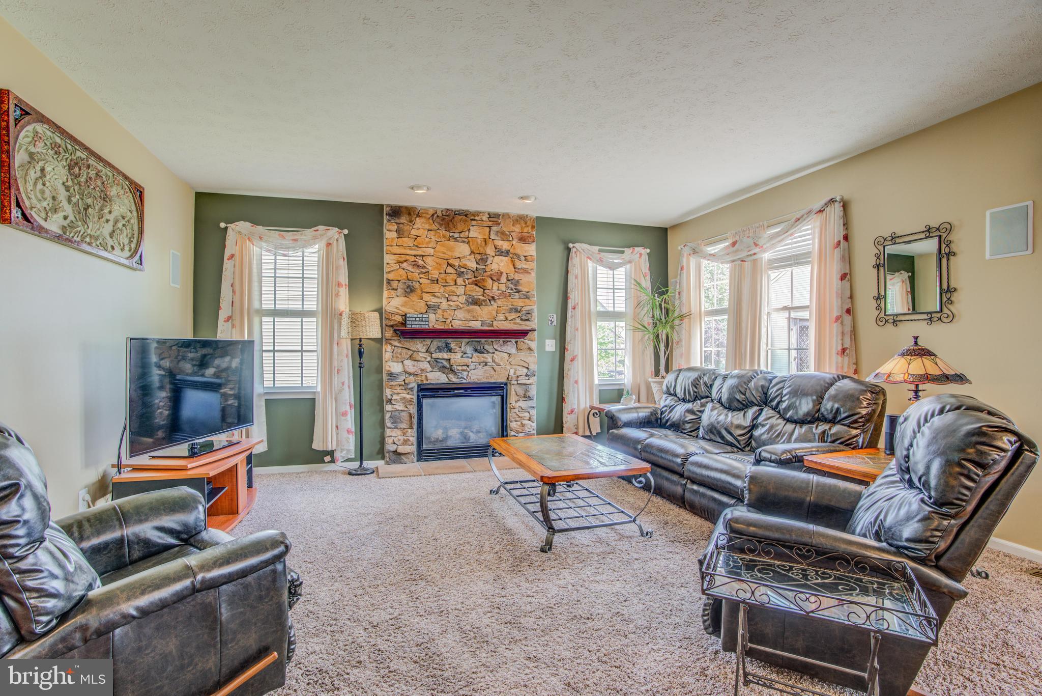 MOORES ORCHARD - Residential