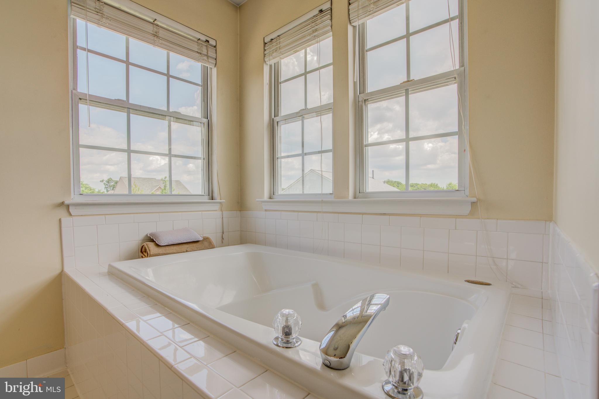 MOORES ORCHARD - Residential