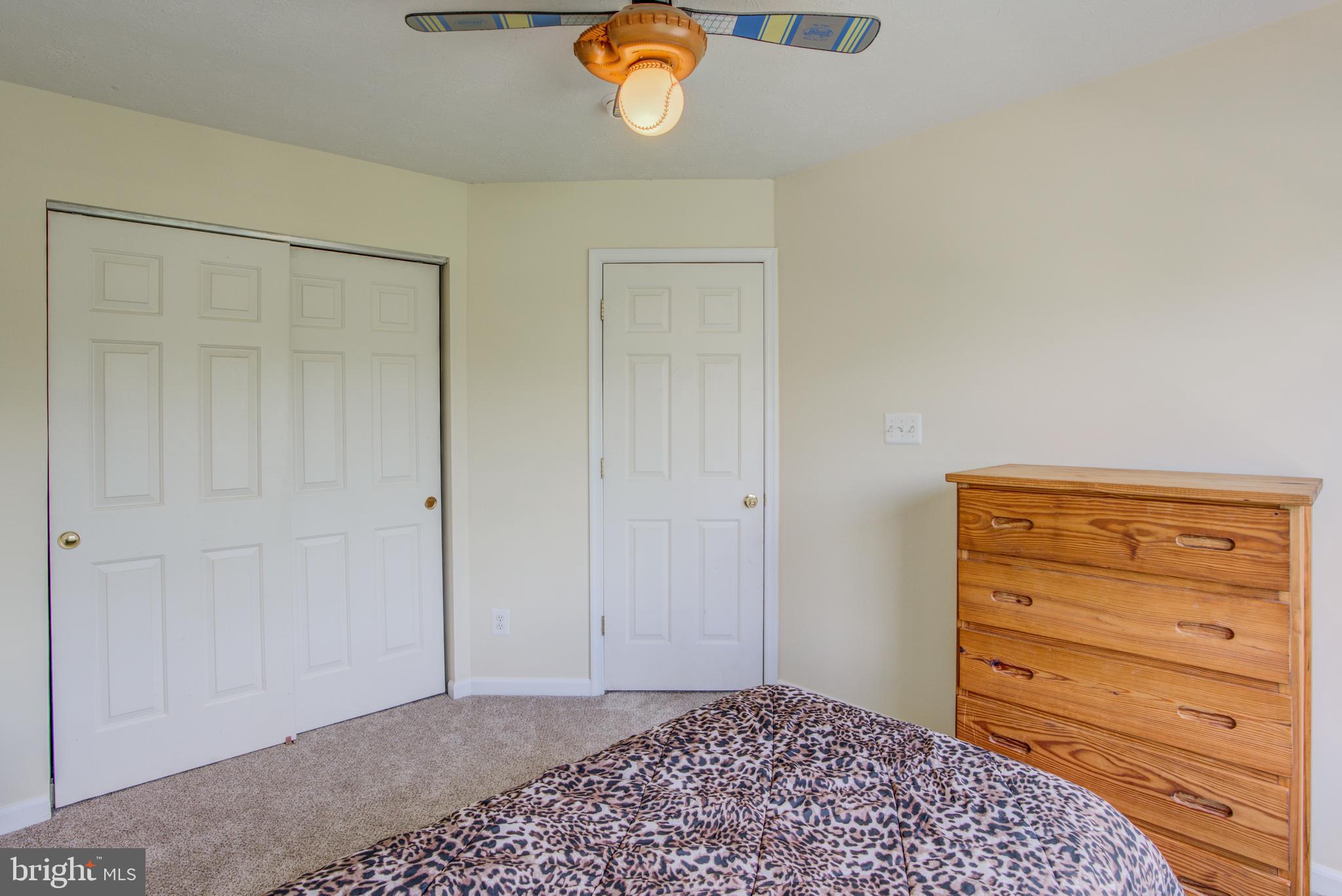 MOORES ORCHARD - Residential