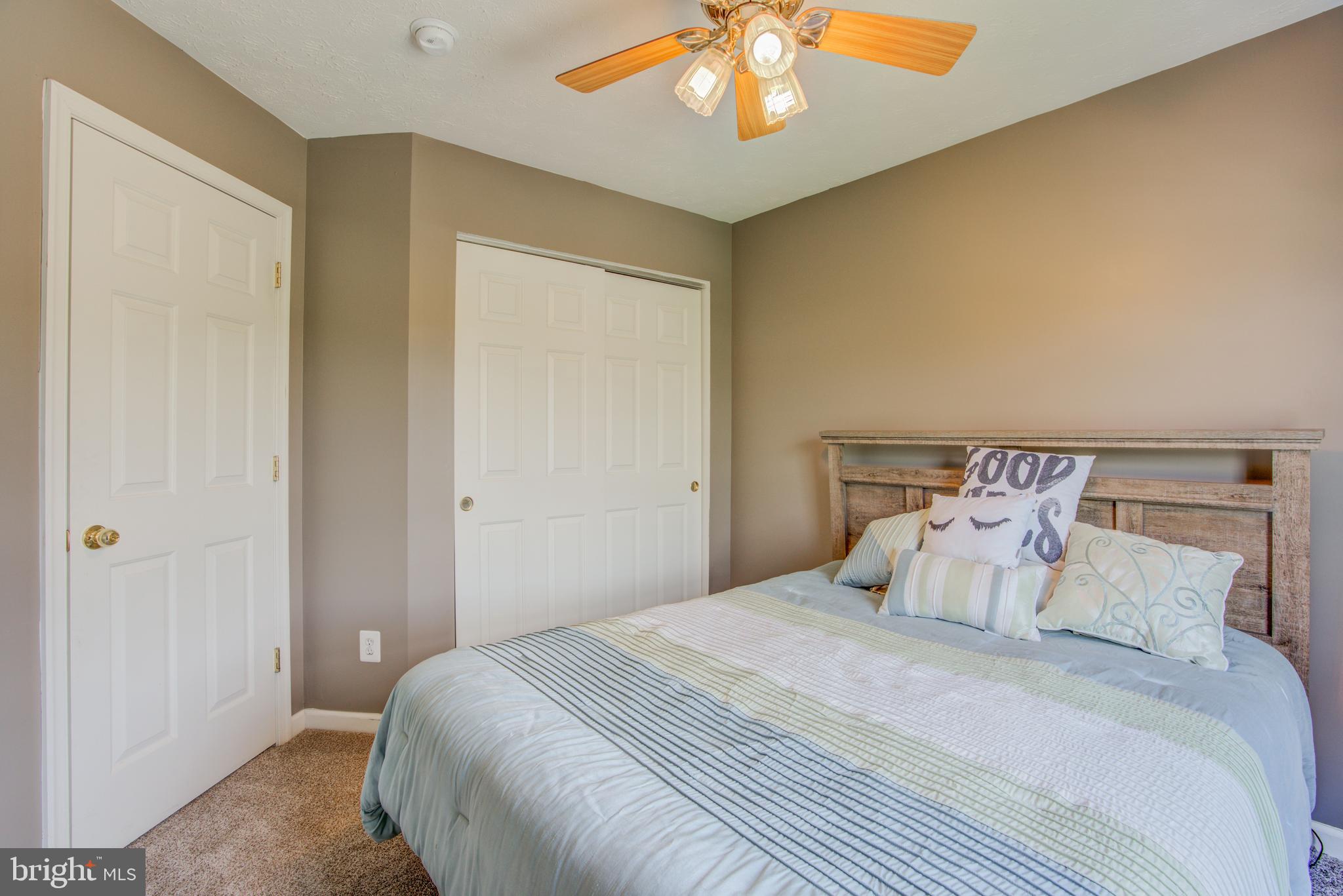 MOORES ORCHARD - Residential