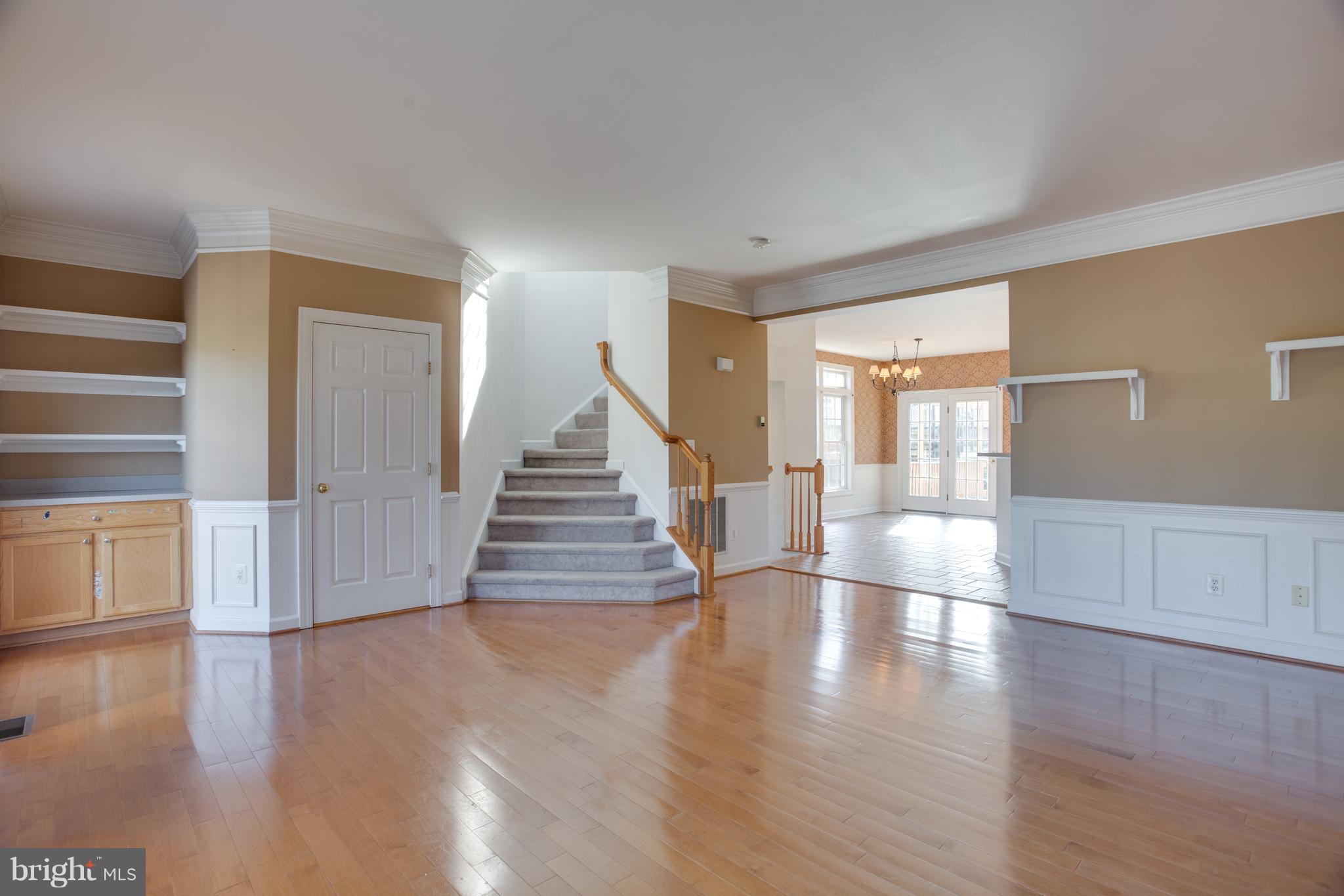 SOUTH RIDING - Residential Lease