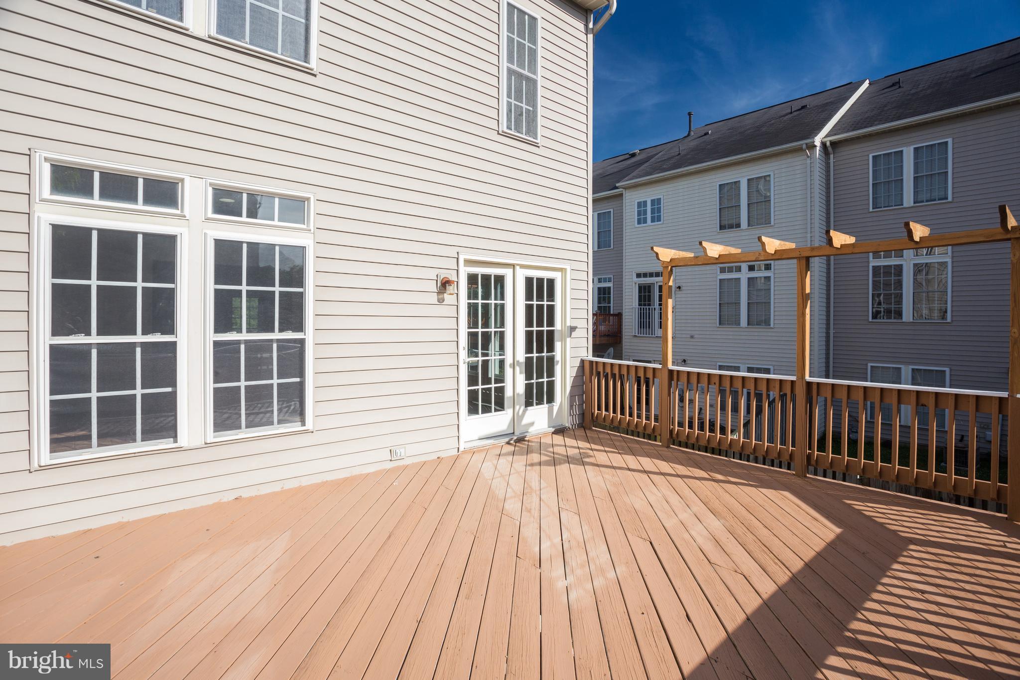 SOUTH RIDING - Residential Lease