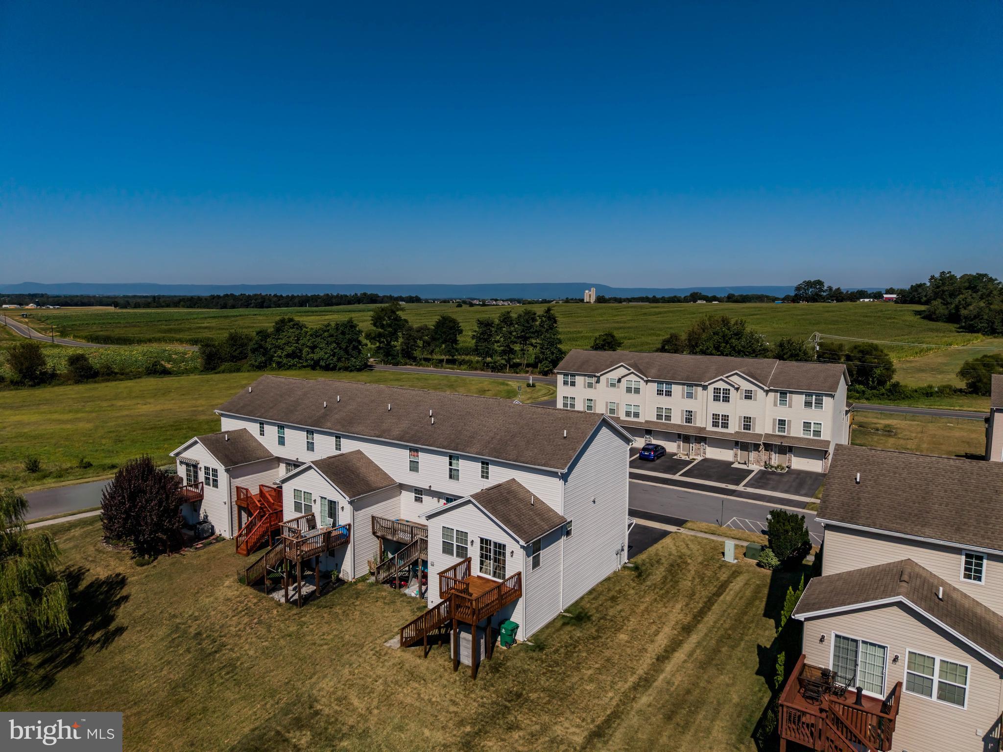 MOUNTAIN SHADOW ESTATES - Residential