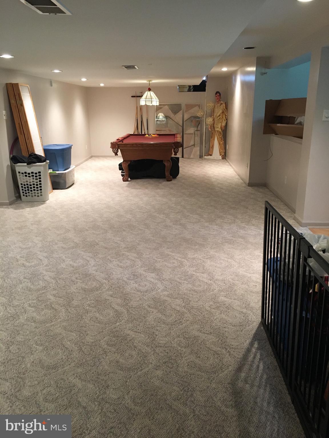 HILLS AT NORTHAMPT - Residential