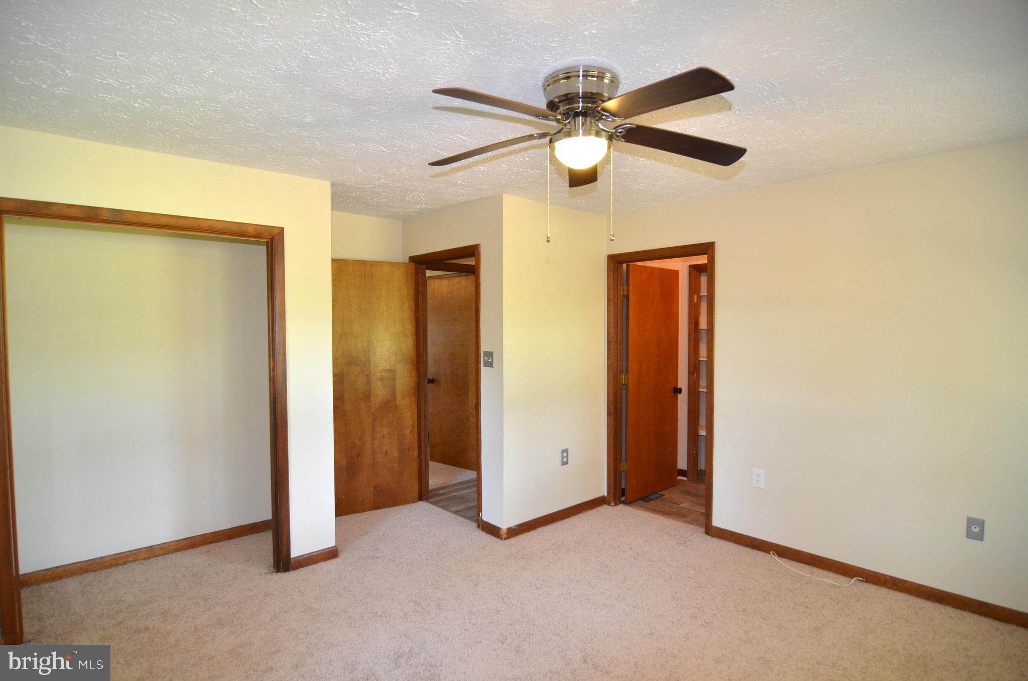 CHIGGER CITY - Residential Lease