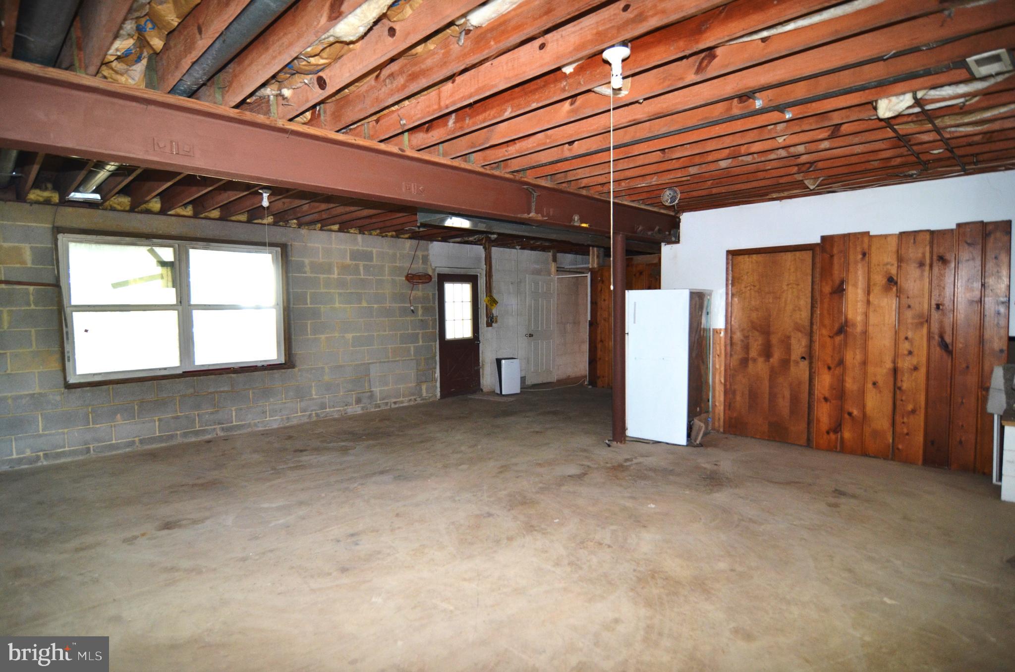 CHIGGER CITY - Residential Lease