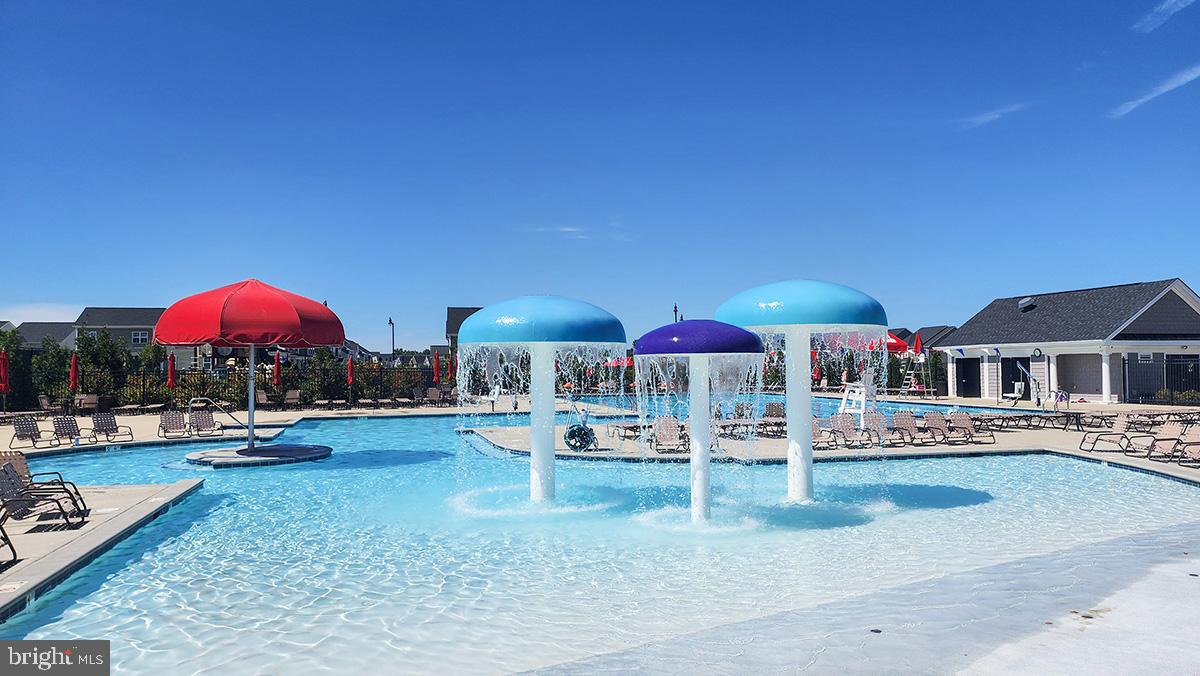 TWO RIVERS - Residential