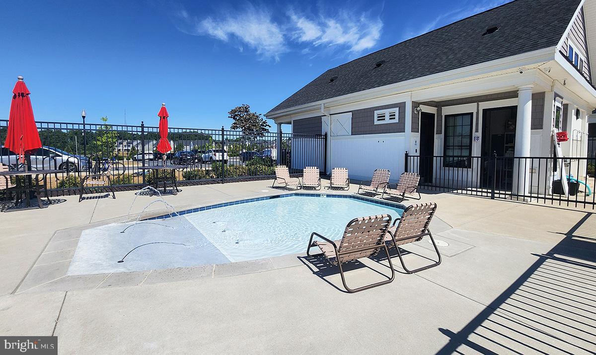 TWO RIVERS - Residential