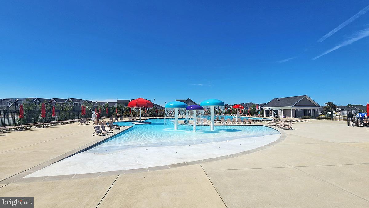 TWO RIVERS - Residential