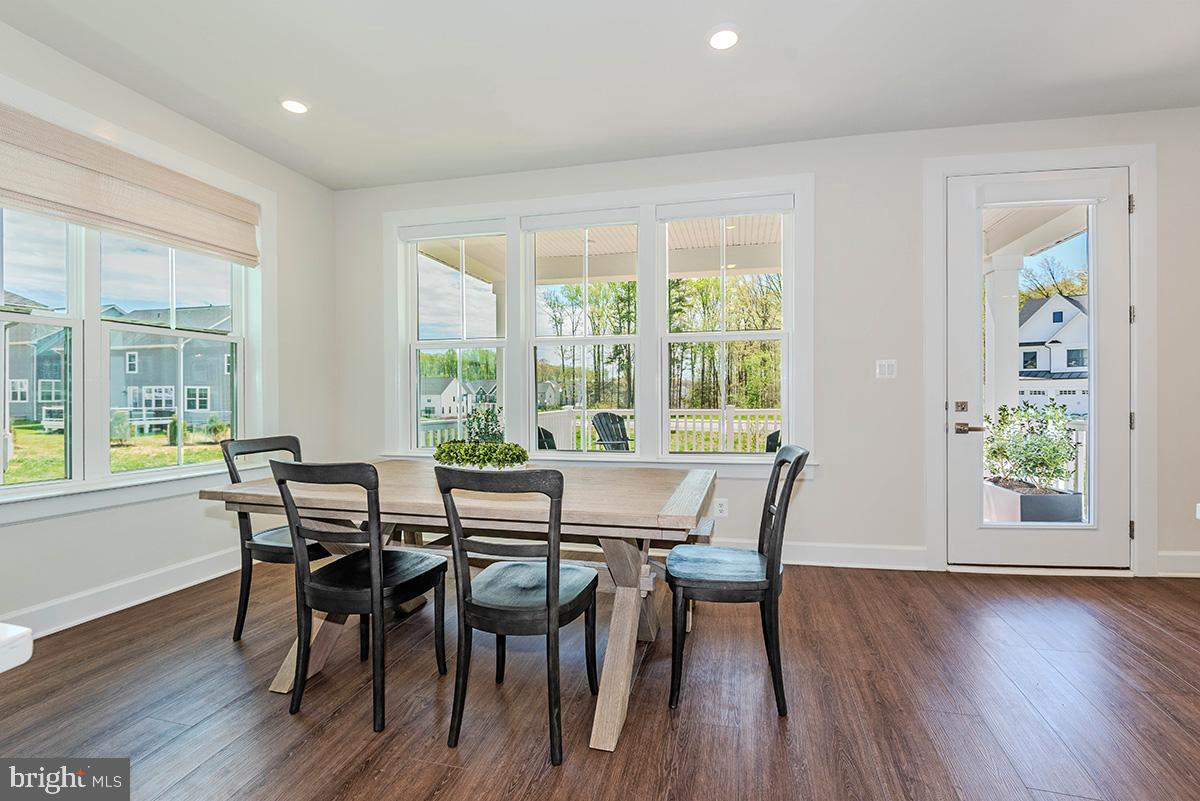 TWO RIVERS - Residential