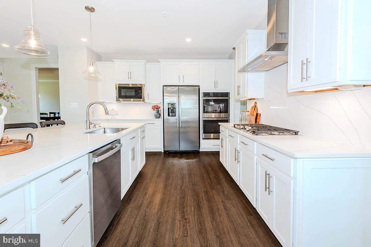 TWO RIVERS - Residential