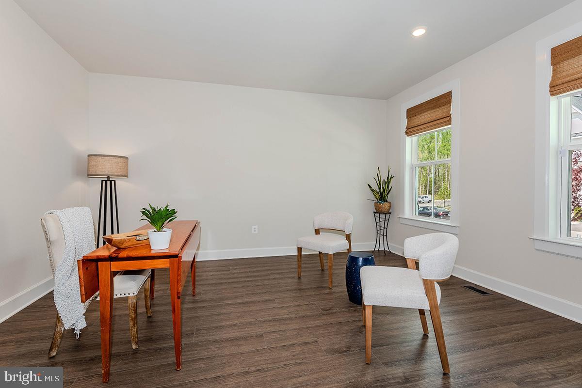 TWO RIVERS - Residential