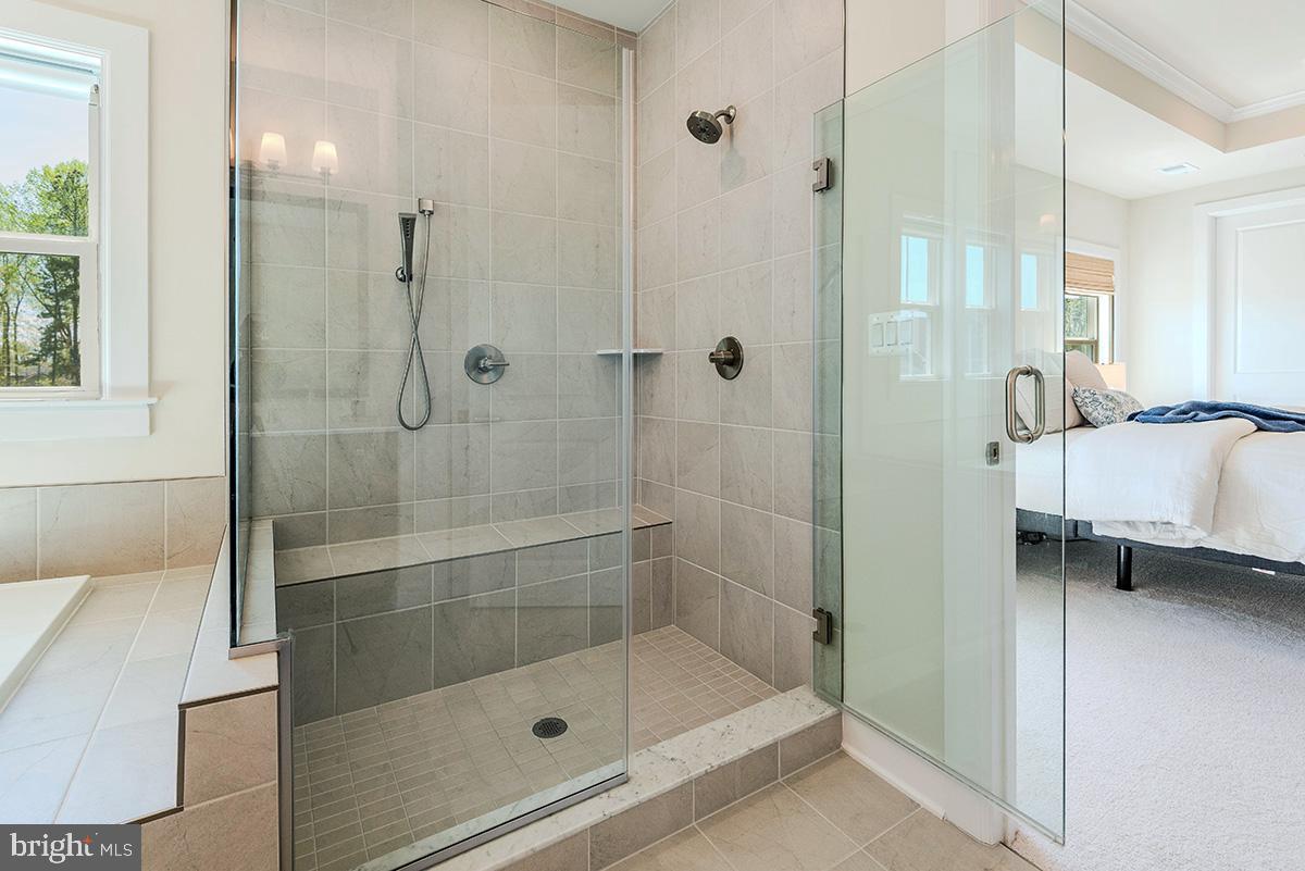 TWO RIVERS - Residential