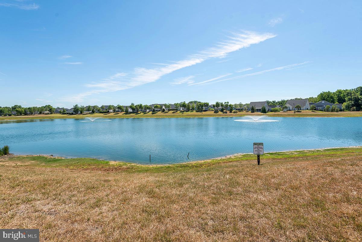 TWO RIVERS - Residential