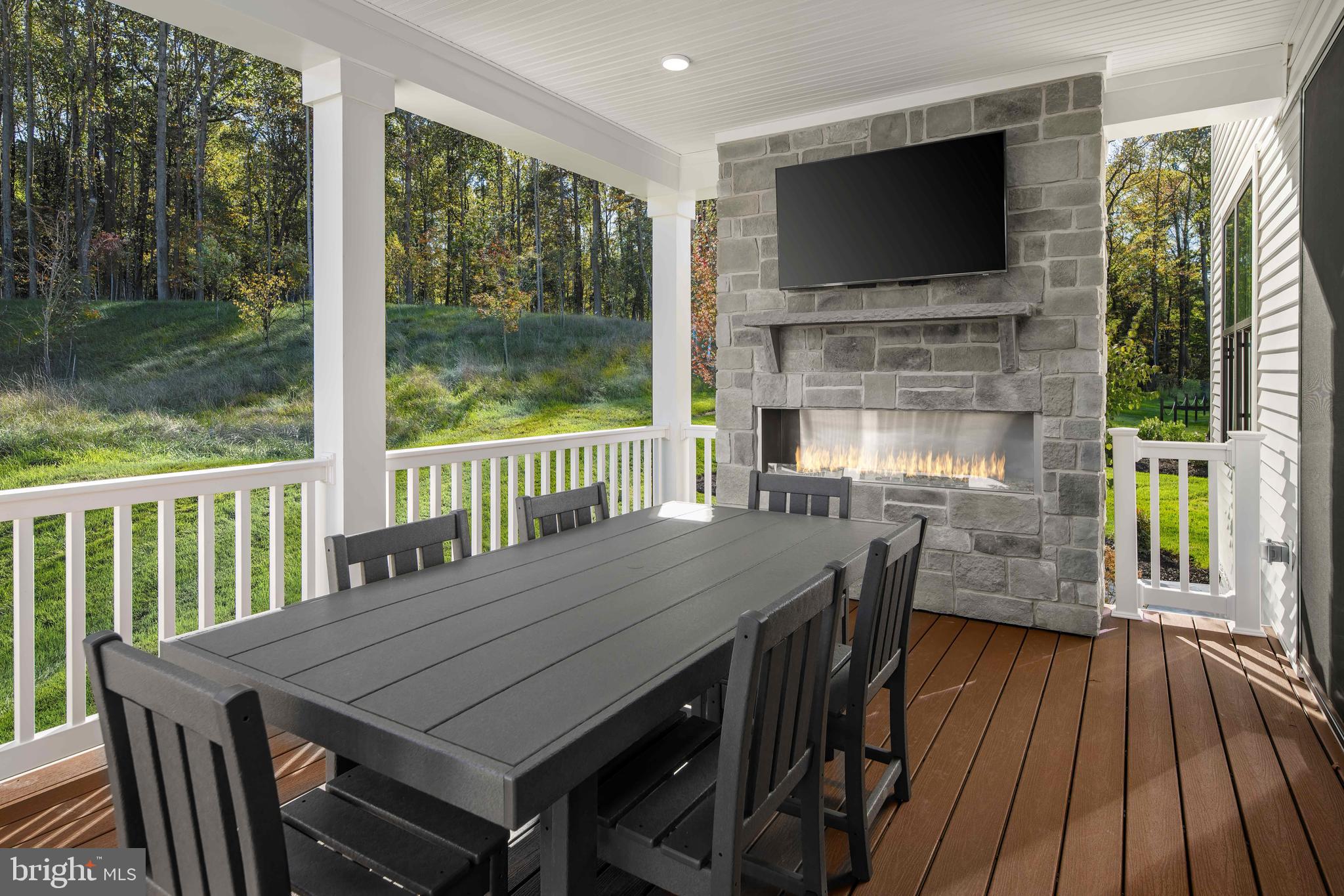 POINTERS VIEW - Residential