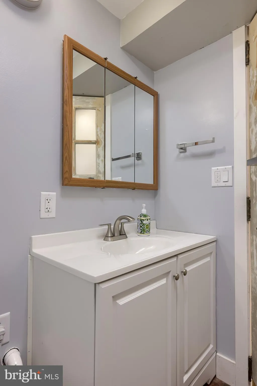 Reinholds, Pennsylvania 17569, United States, 3 Bedrooms Bedrooms, ,3 BathroomsBathrooms,Residential,Active,139141