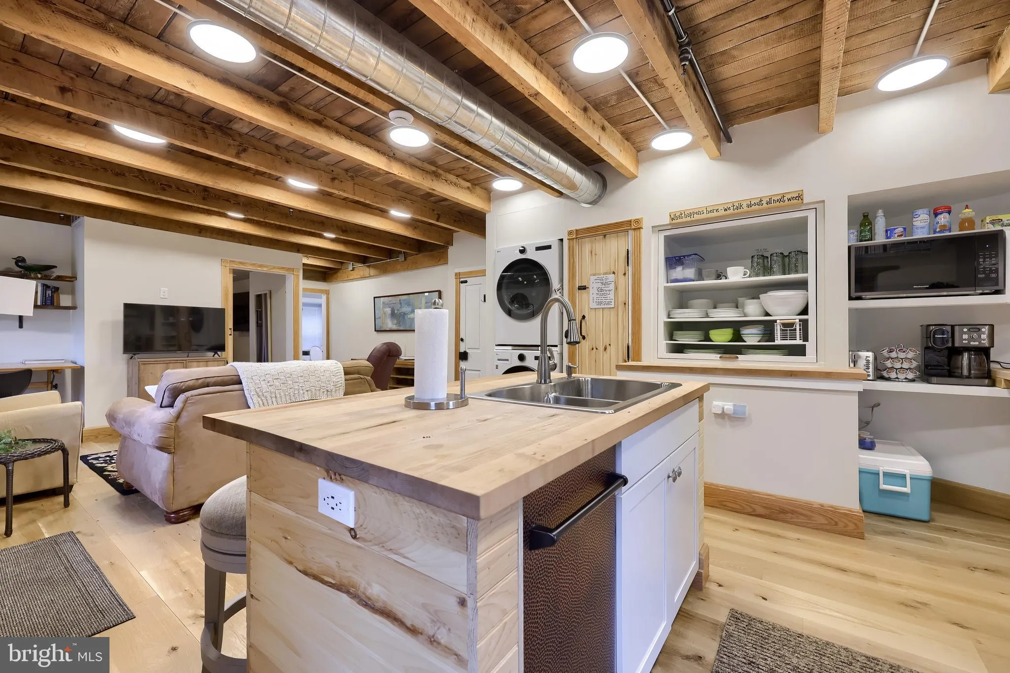 Reinholds, Pennsylvania 17569, United States, 3 Bedrooms Bedrooms, ,3 BathroomsBathrooms,Residential,Active,139141