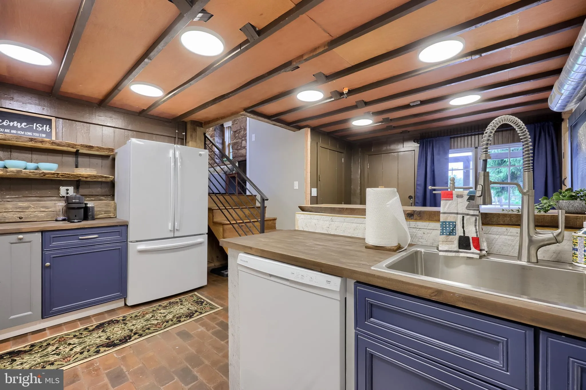 Reinholds, Pennsylvania 17569, United States, 3 Bedrooms Bedrooms, ,3 BathroomsBathrooms,Residential,Active,139141