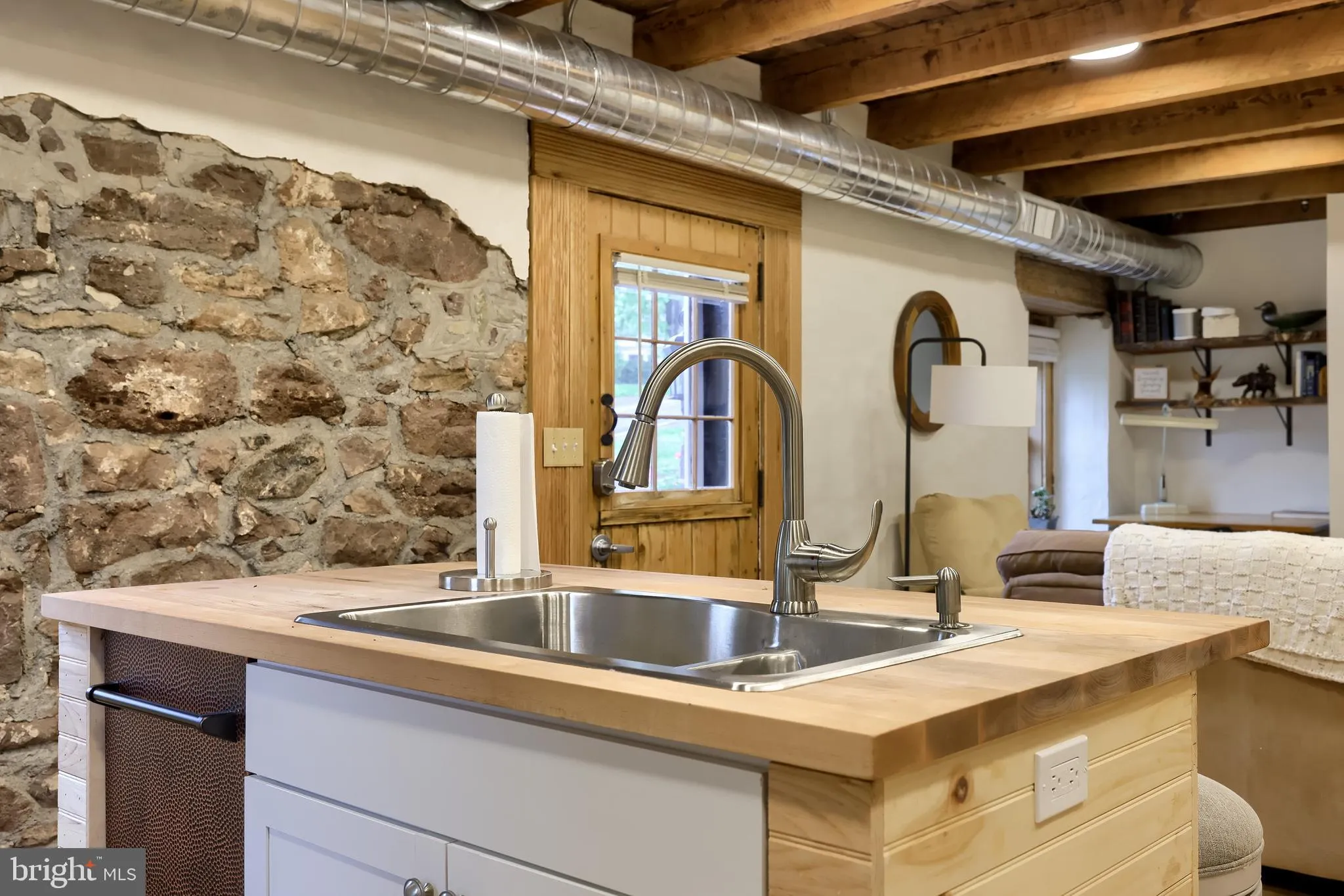 Reinholds, Pennsylvania 17569, United States, 3 Bedrooms Bedrooms, ,3 BathroomsBathrooms,Residential,Active,139141