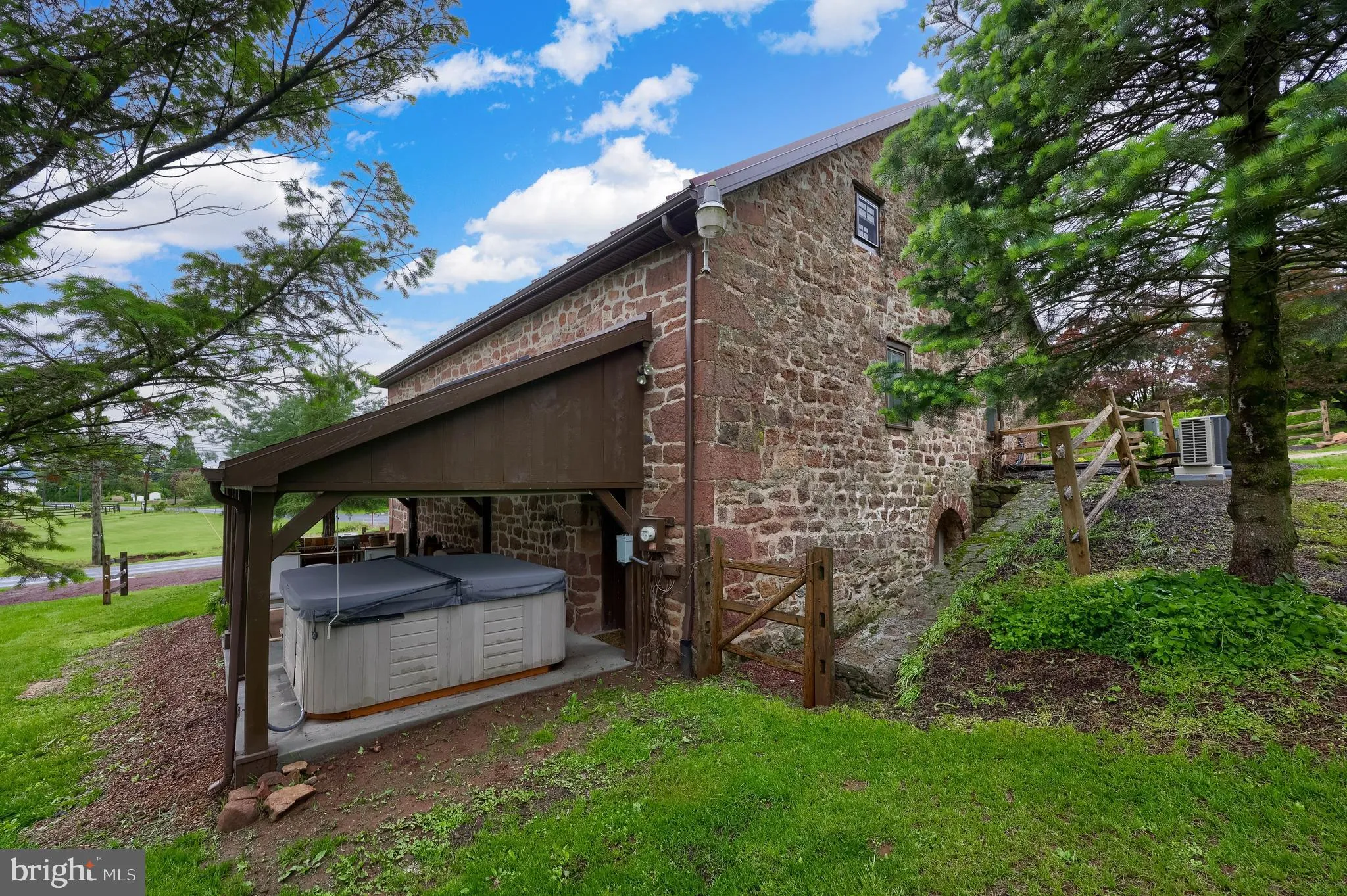 Reinholds, Pennsylvania 17569, United States, 3 Bedrooms Bedrooms, ,3 BathroomsBathrooms,Residential,Active,139141