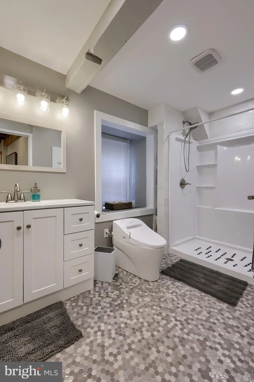 Reinholds, Pennsylvania 17569, United States, 3 Bedrooms Bedrooms, ,3 BathroomsBathrooms,Residential,Active,139141