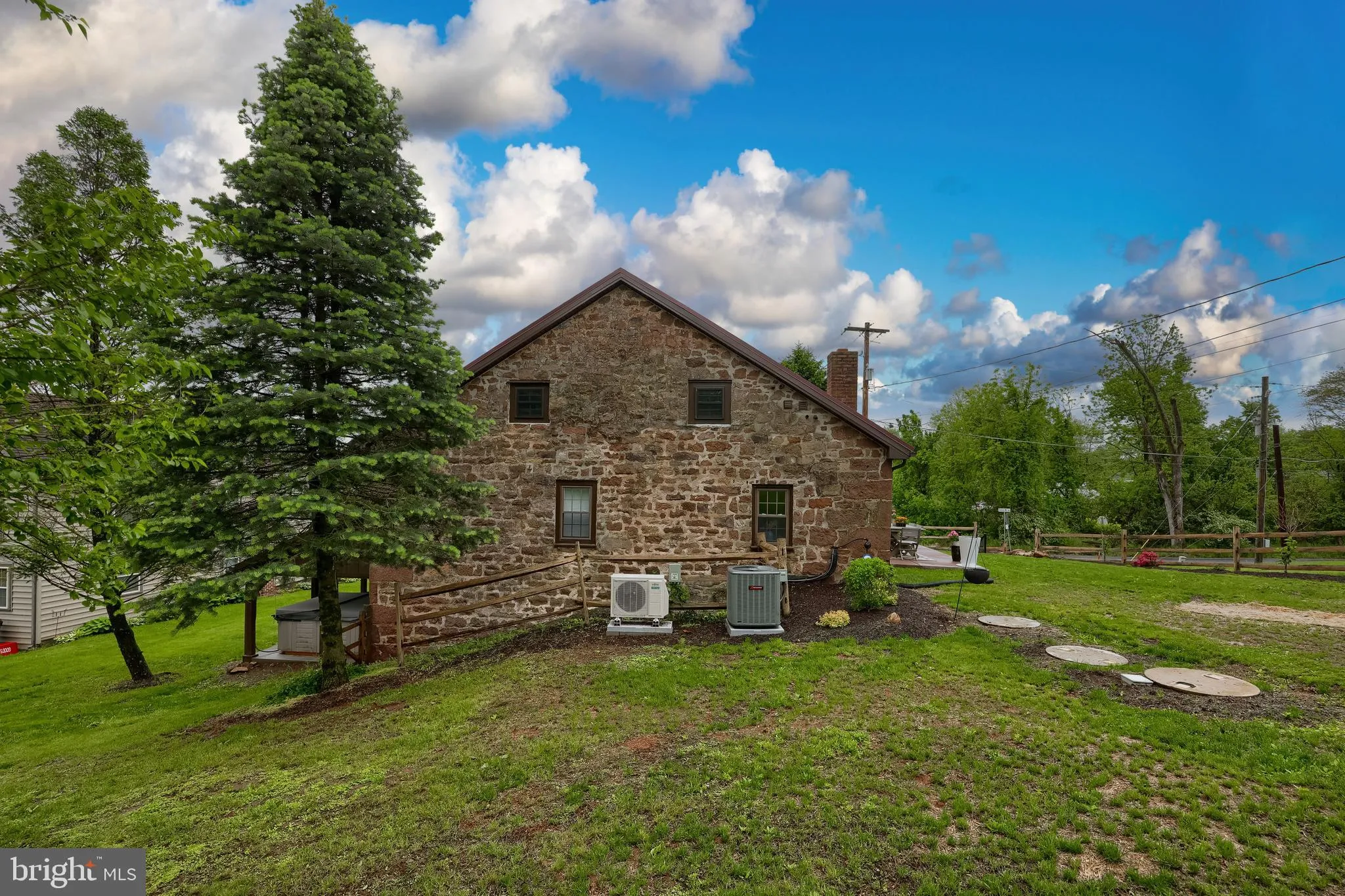 Reinholds, Pennsylvania 17569, United States, 3 Bedrooms Bedrooms, ,3 BathroomsBathrooms,Residential,Active,139141