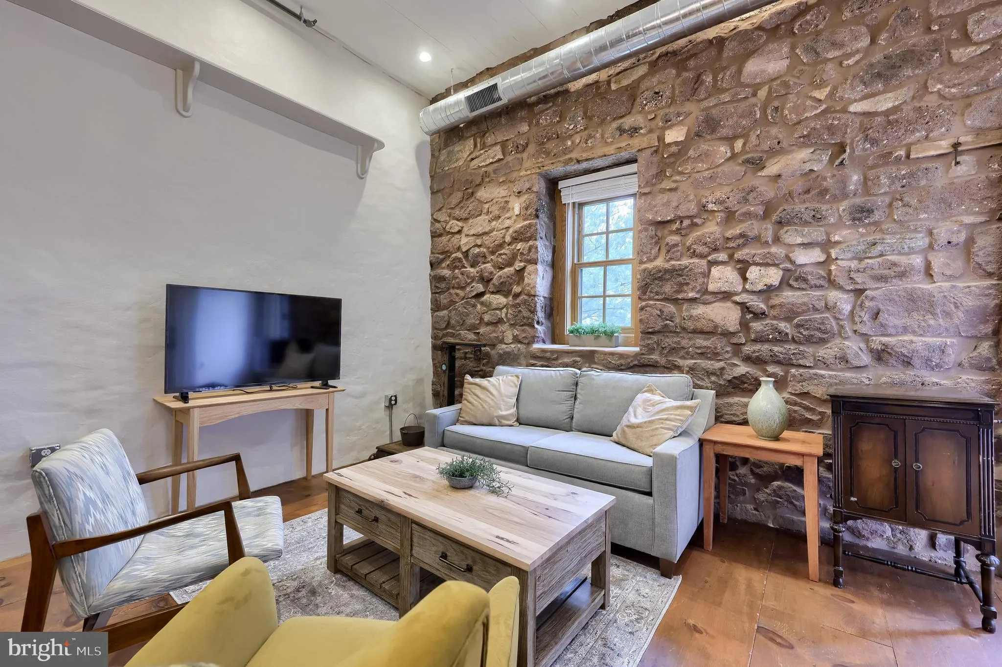 Reinholds, Pennsylvania 17569, United States, 3 Bedrooms Bedrooms, ,3 BathroomsBathrooms,Residential,Active,139141