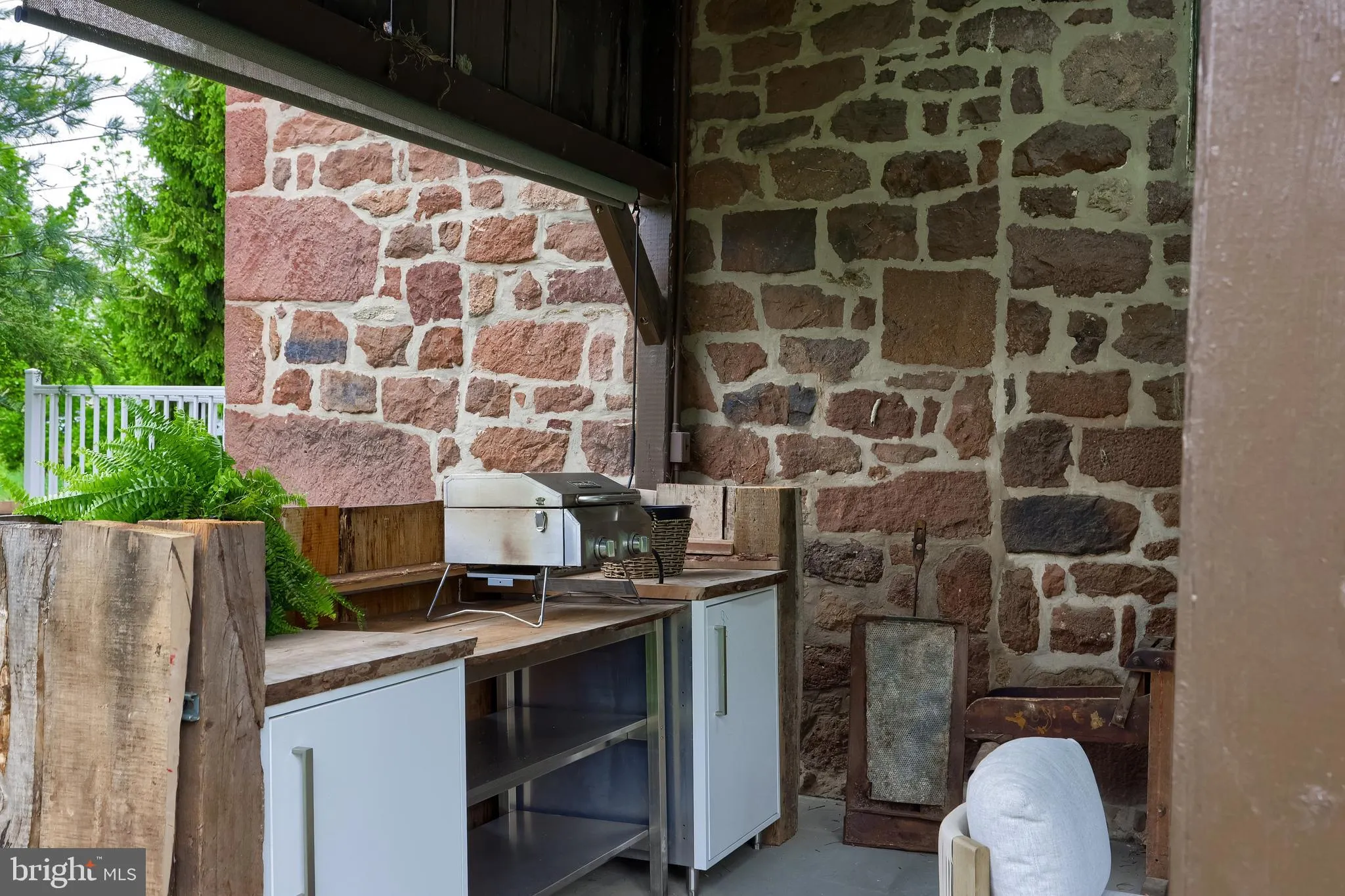 Reinholds, Pennsylvania 17569, United States, 3 Bedrooms Bedrooms, ,3 BathroomsBathrooms,Residential,Active,139141