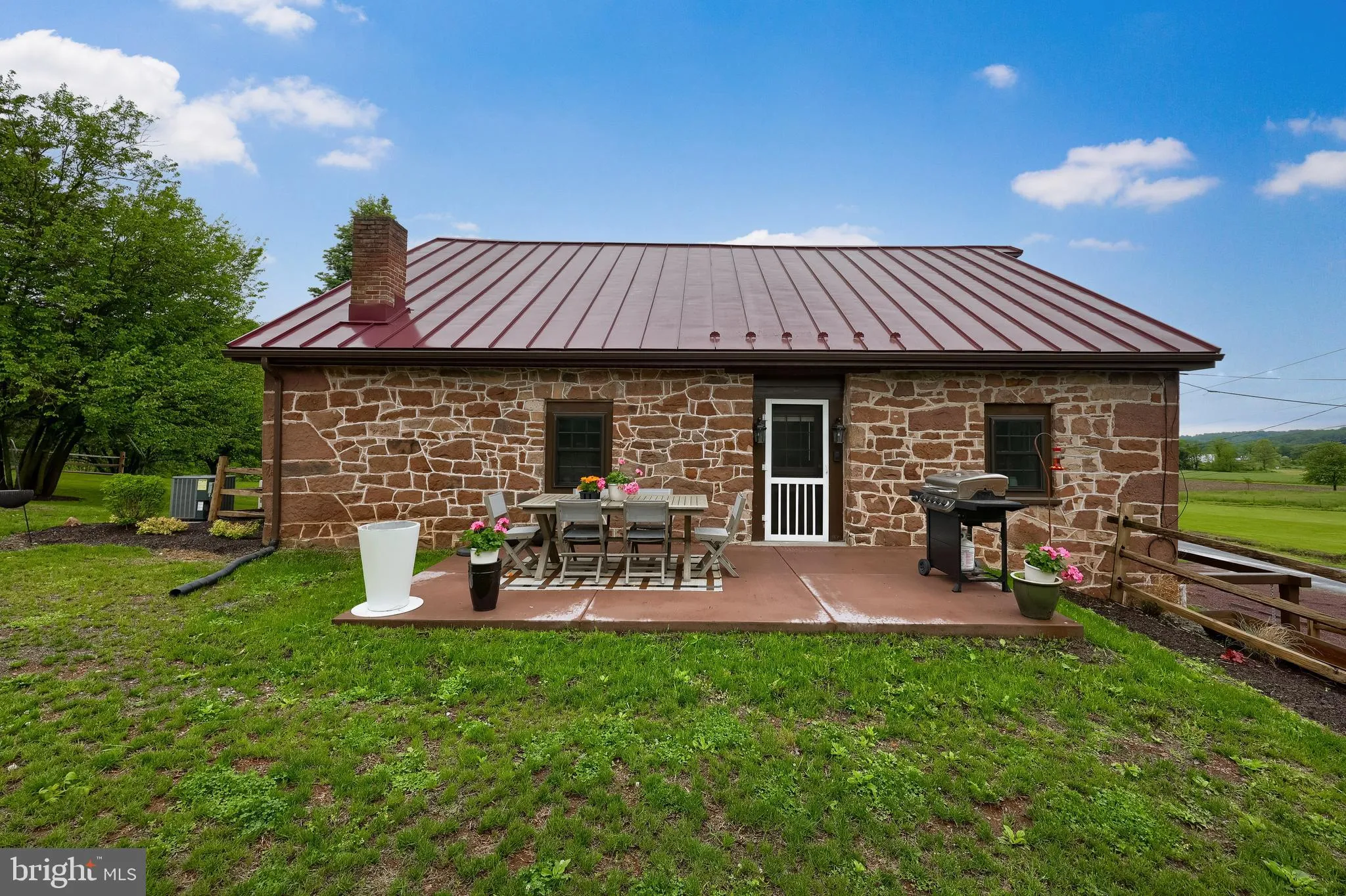 Reinholds, Pennsylvania 17569, United States, 3 Bedrooms Bedrooms, ,3 BathroomsBathrooms,Residential,Active,139141