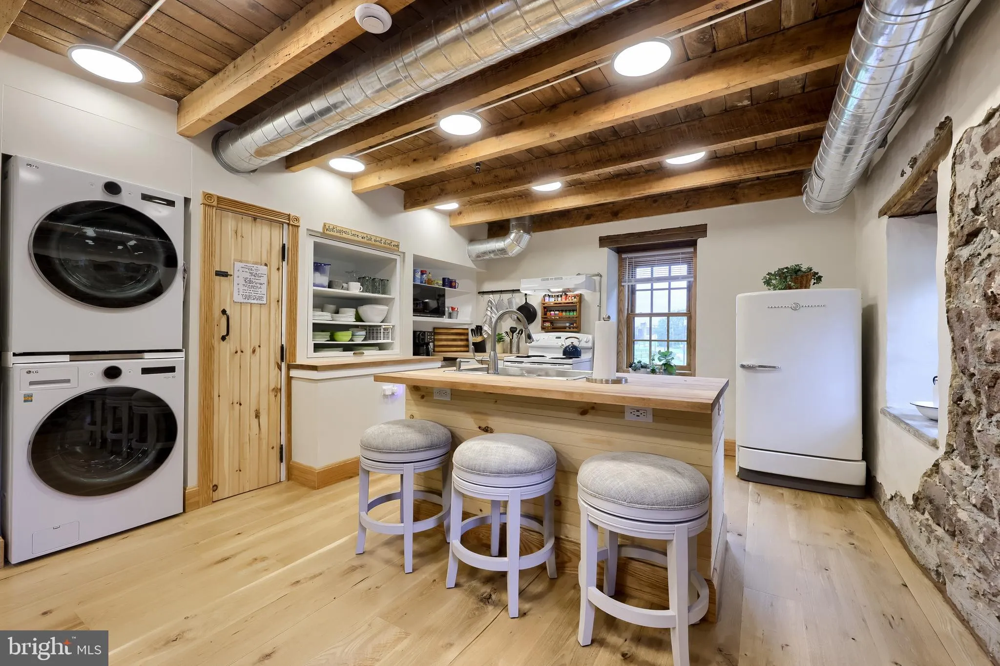 Reinholds, Pennsylvania 17569, United States, 3 Bedrooms Bedrooms, ,3 BathroomsBathrooms,Residential,Active,139141