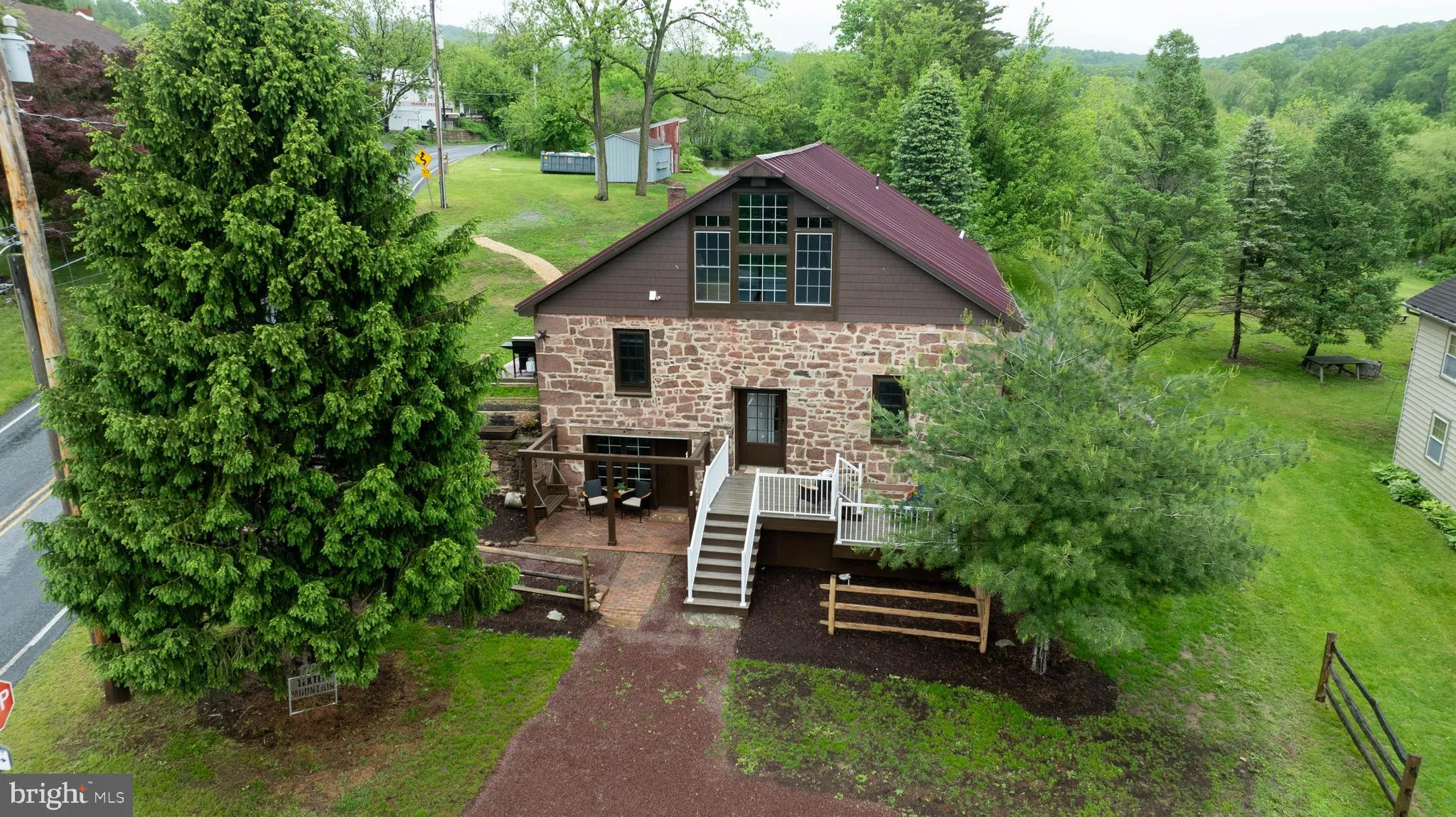 Reinholds, Pennsylvania 17569, United States, 3 Bedrooms Bedrooms, ,3 BathroomsBathrooms,Residential,Active,139141