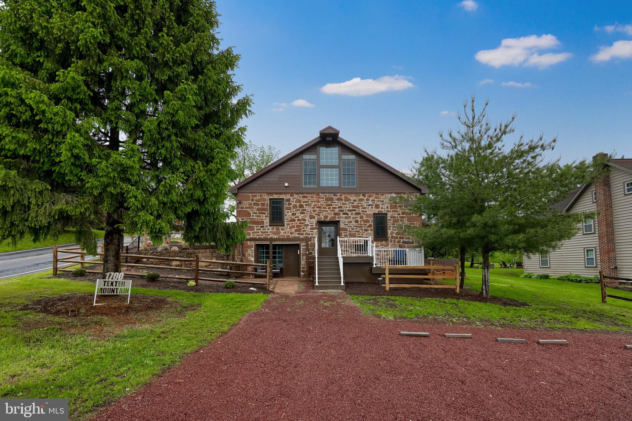 1700 N TEXTER MOUNTAIN ROAD