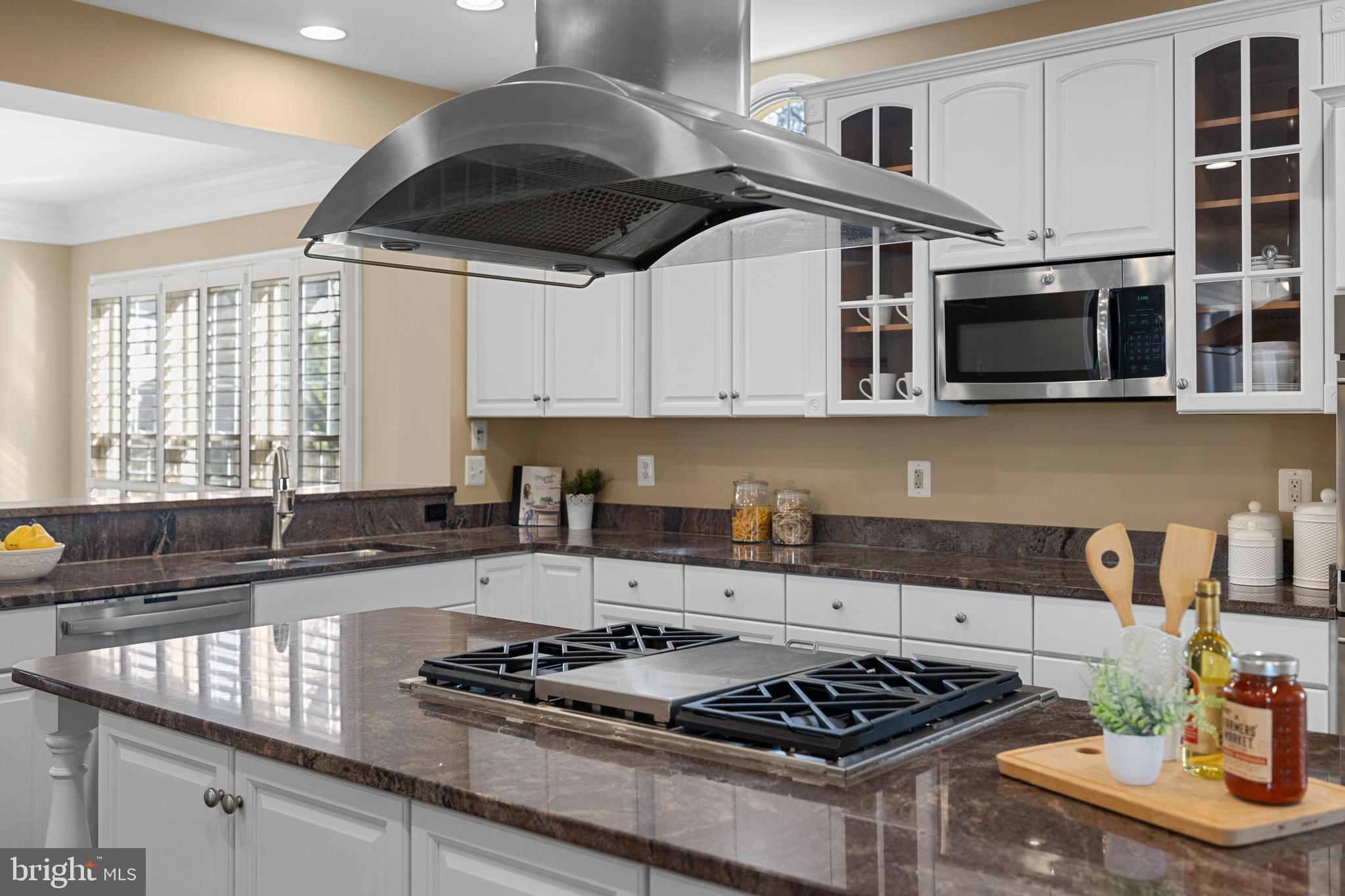 KINGSTOWNE - Residential