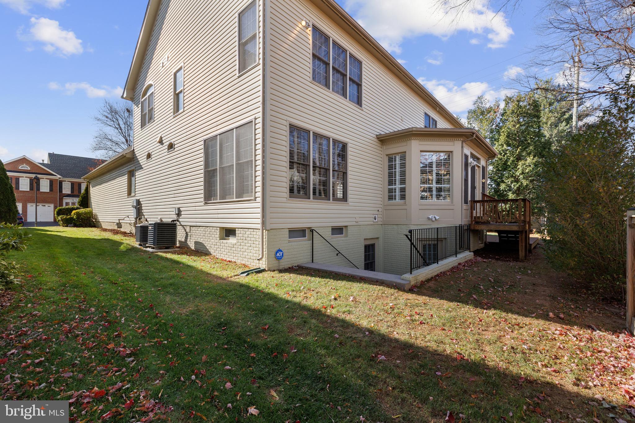 KINGSTOWNE - Residential